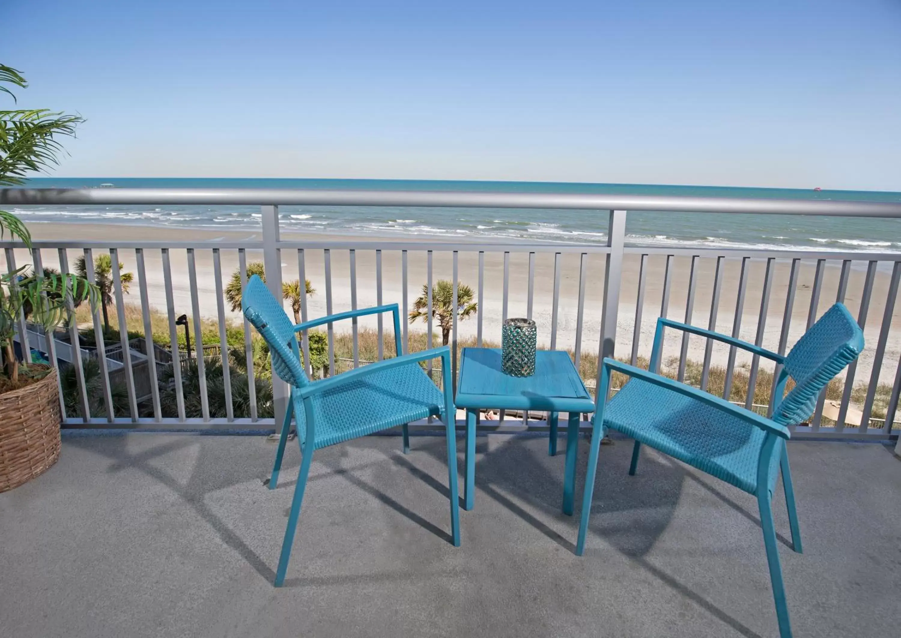 Balcony/Terrace in Beach Vacation Condos South