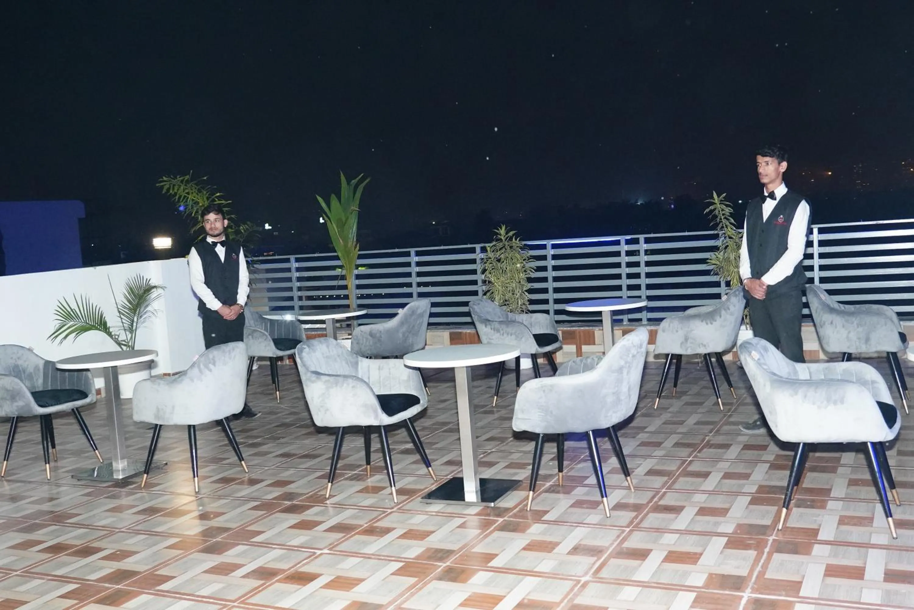 Night in ExpoMart Inn