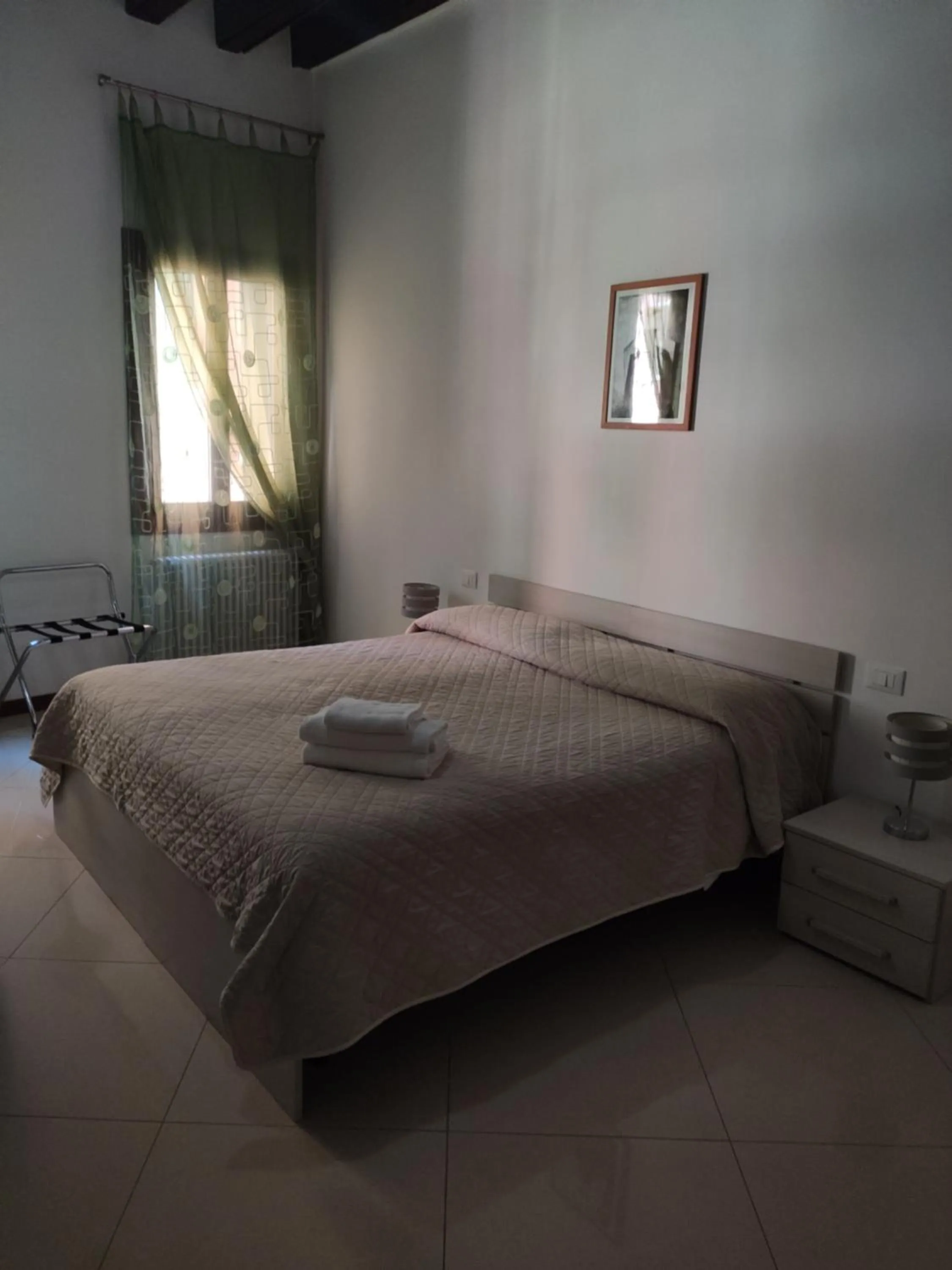 Bedroom, Bed in Sweet Venice - rooms & apartments