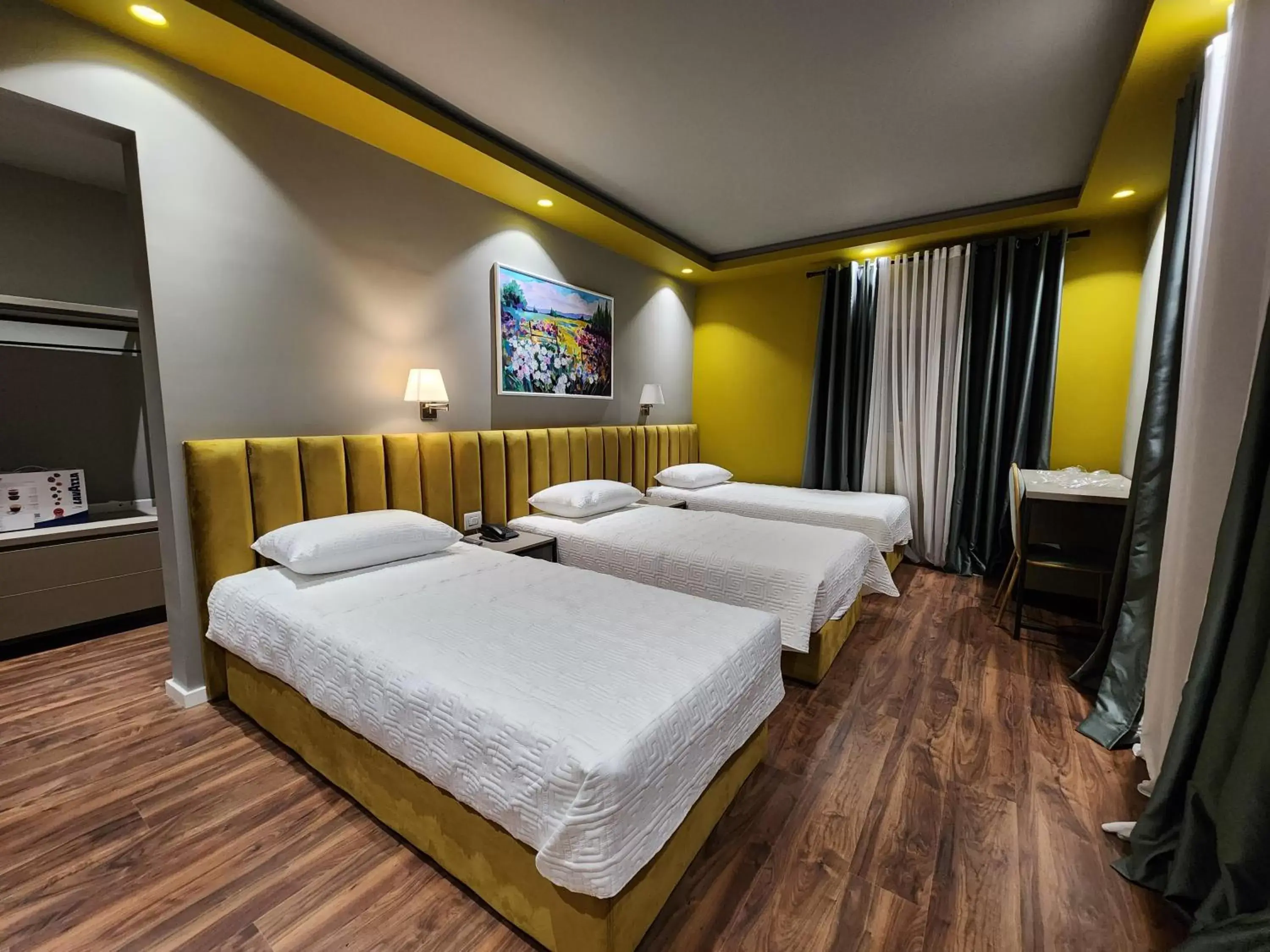 Deluxe Triple Room with Sea View in Festim Villa Hotel Deluxe Triple Room with Sea View in Festim Villa Hotel