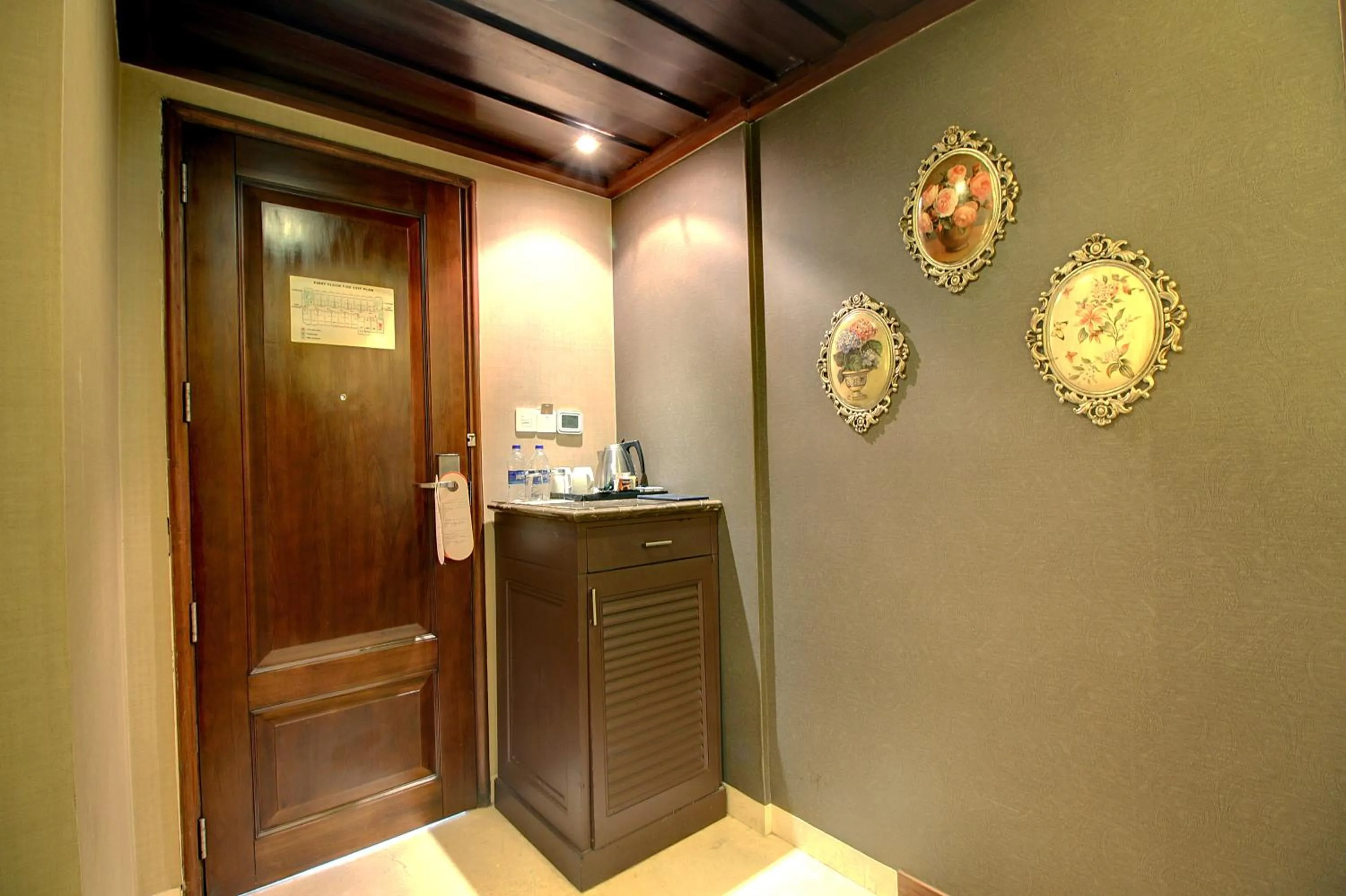 Photo of the whole room in The Pllazio Hotel