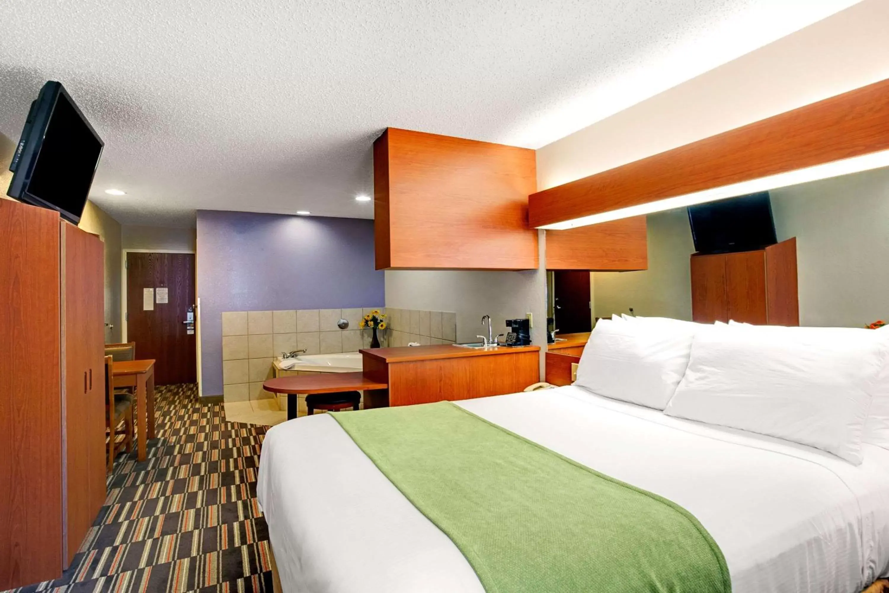 Photo of the whole room in Microtel Inn & Suites by Wyndham Cherokee