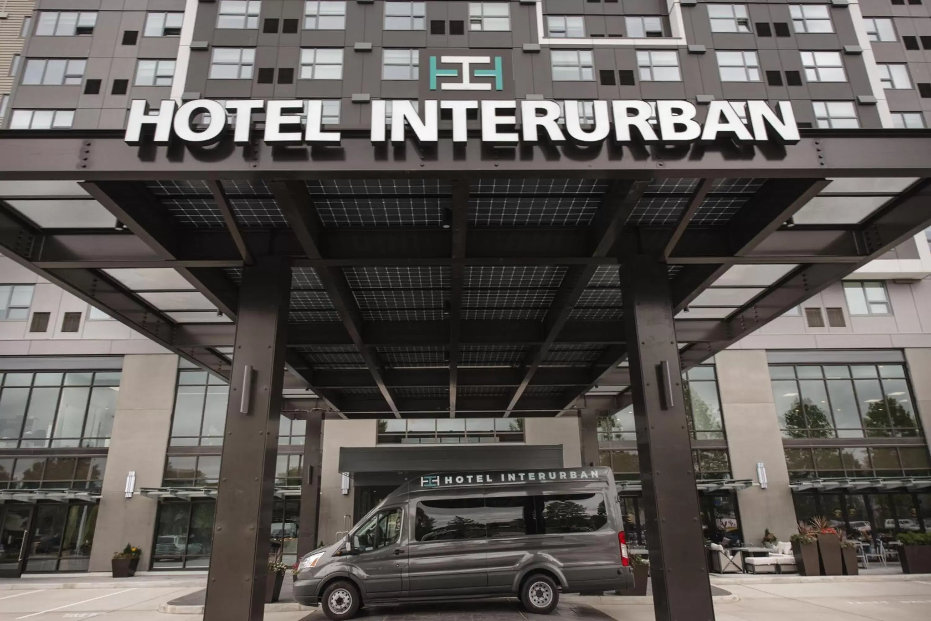 Facade/entrance, Property Logo/Sign in Hotel Interurban