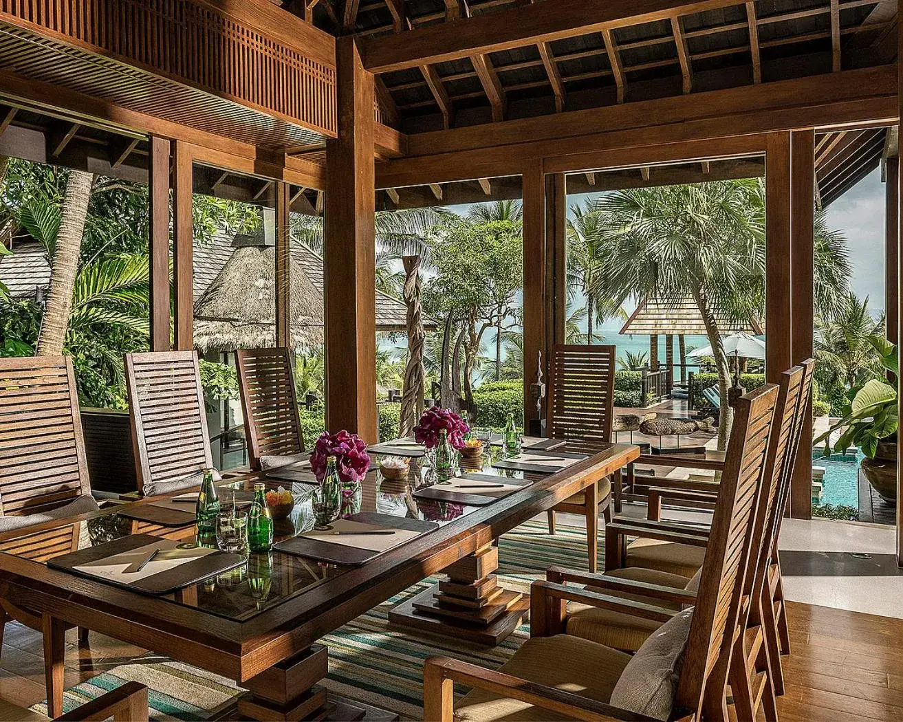 Living room, Restaurant/Places to Eat in Four Seasons Resort Koh Samui