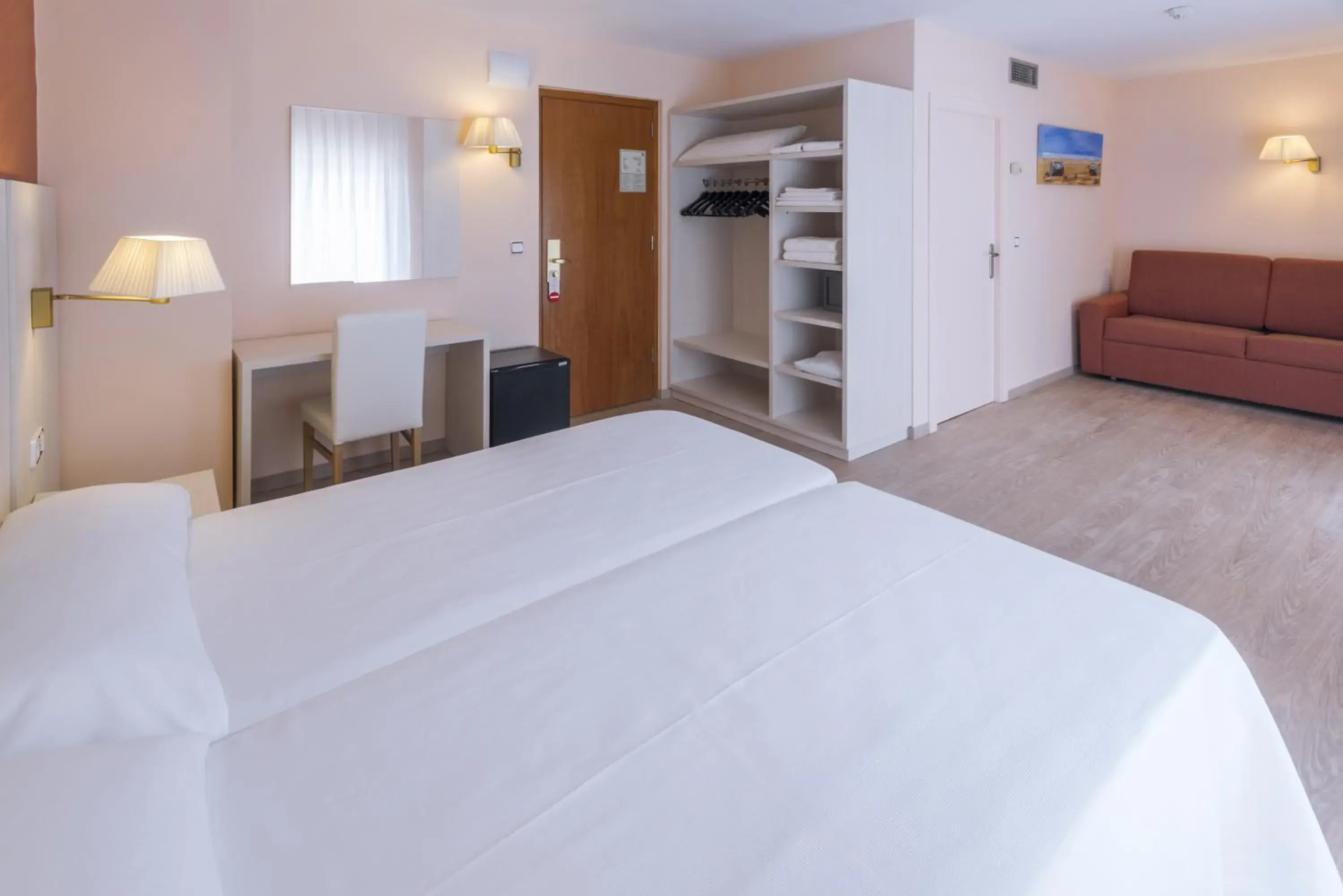 Photo of the whole room, Bed in GHT Balmes, Hotel-Aparthotel&SPLASH