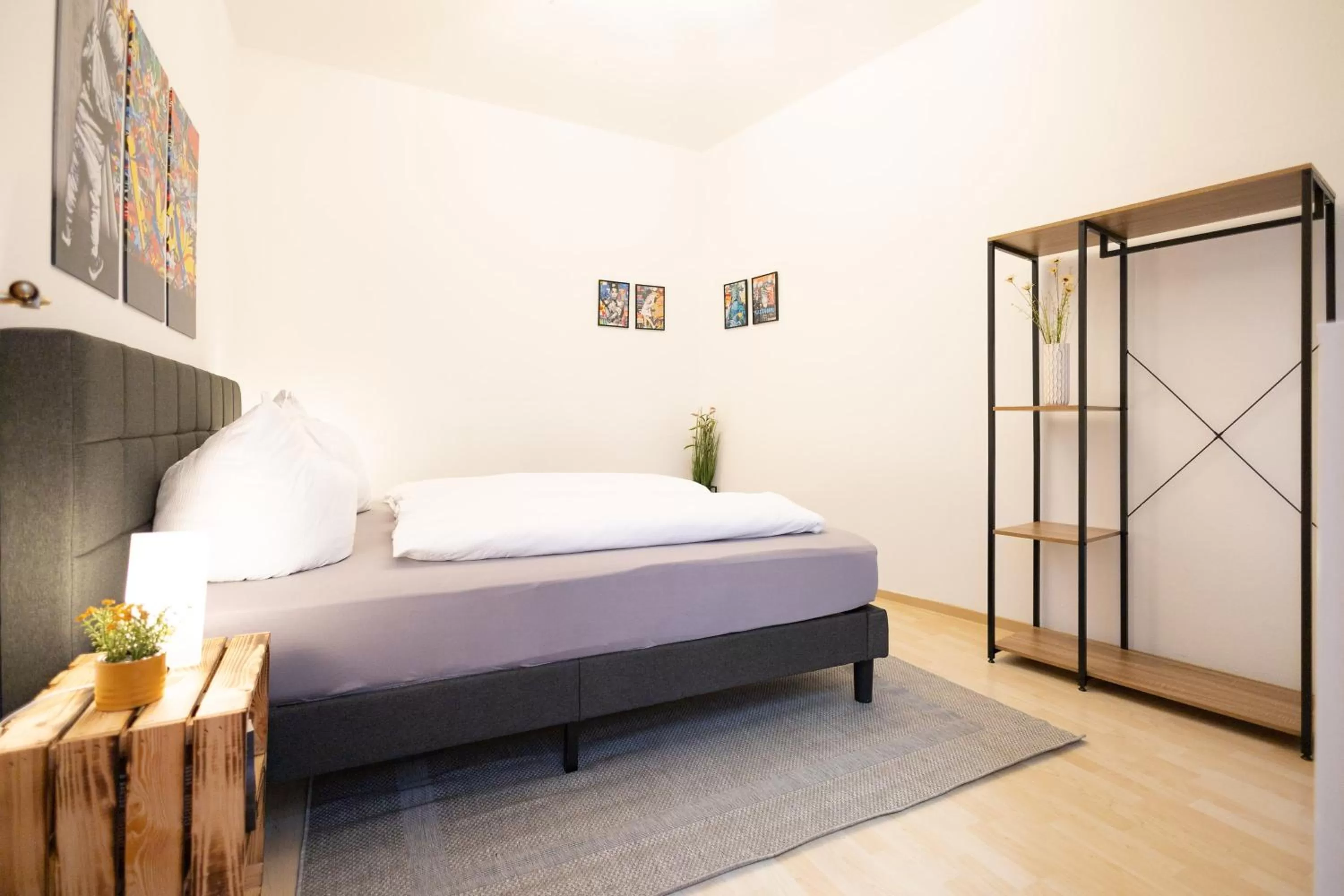 Bed in Apartments an der Oper - Innenstadt - Zentral - Küche - Wifi - Powered by Ko-Living