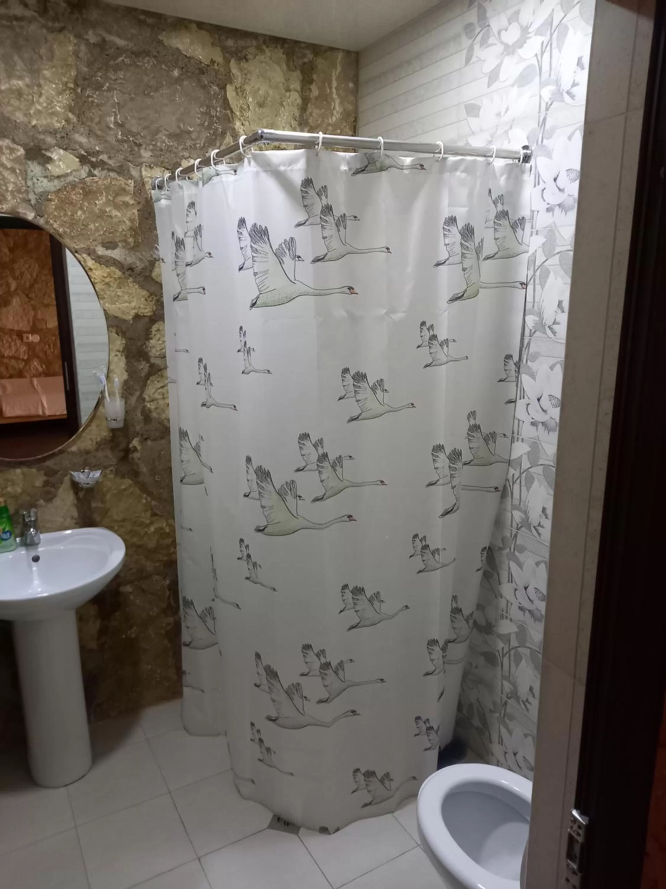 Shower in Guest House Ijevan's Garden