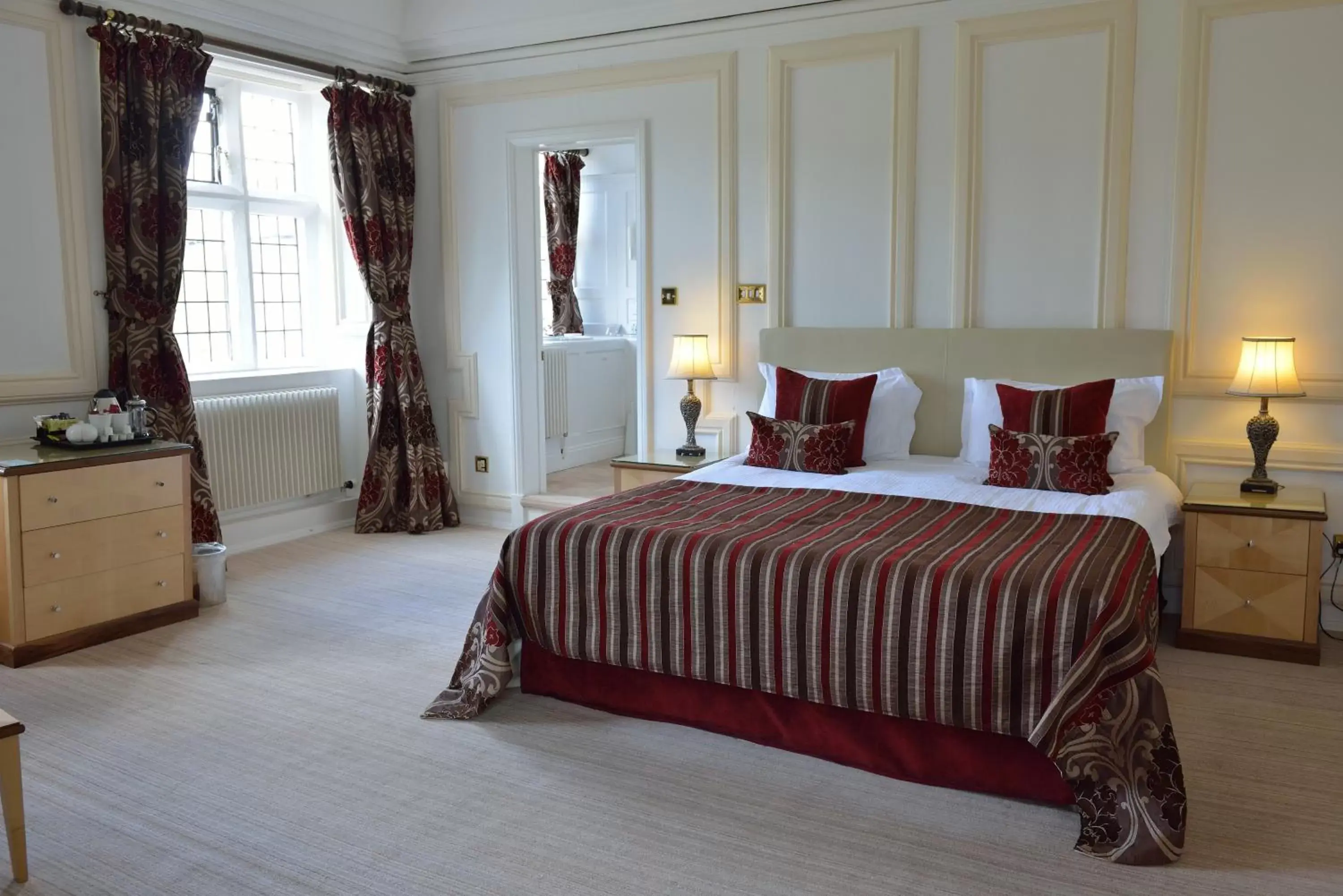 Bed in Sella Park Country House Hotel