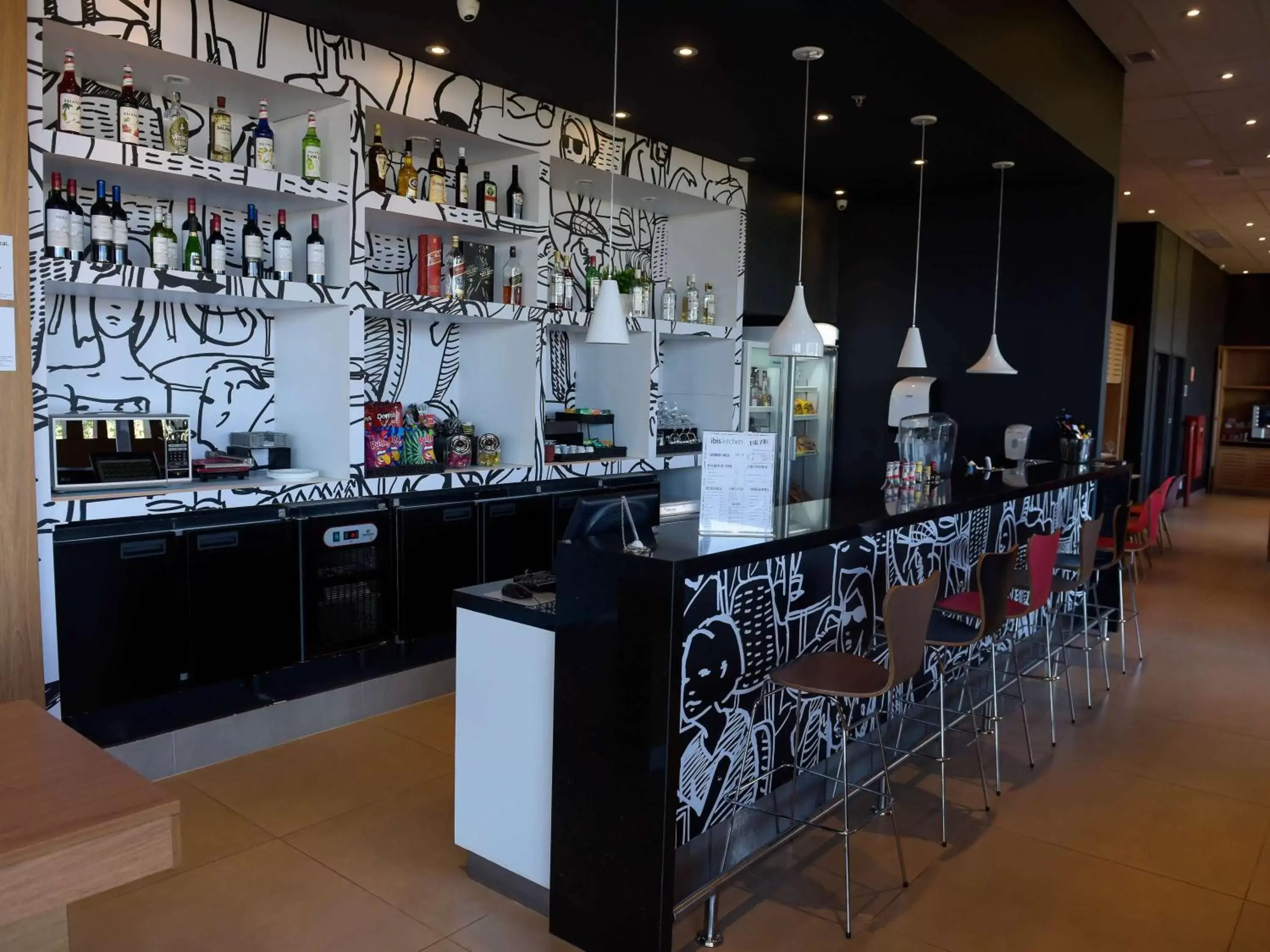 Lounge or bar in ibis Tatui