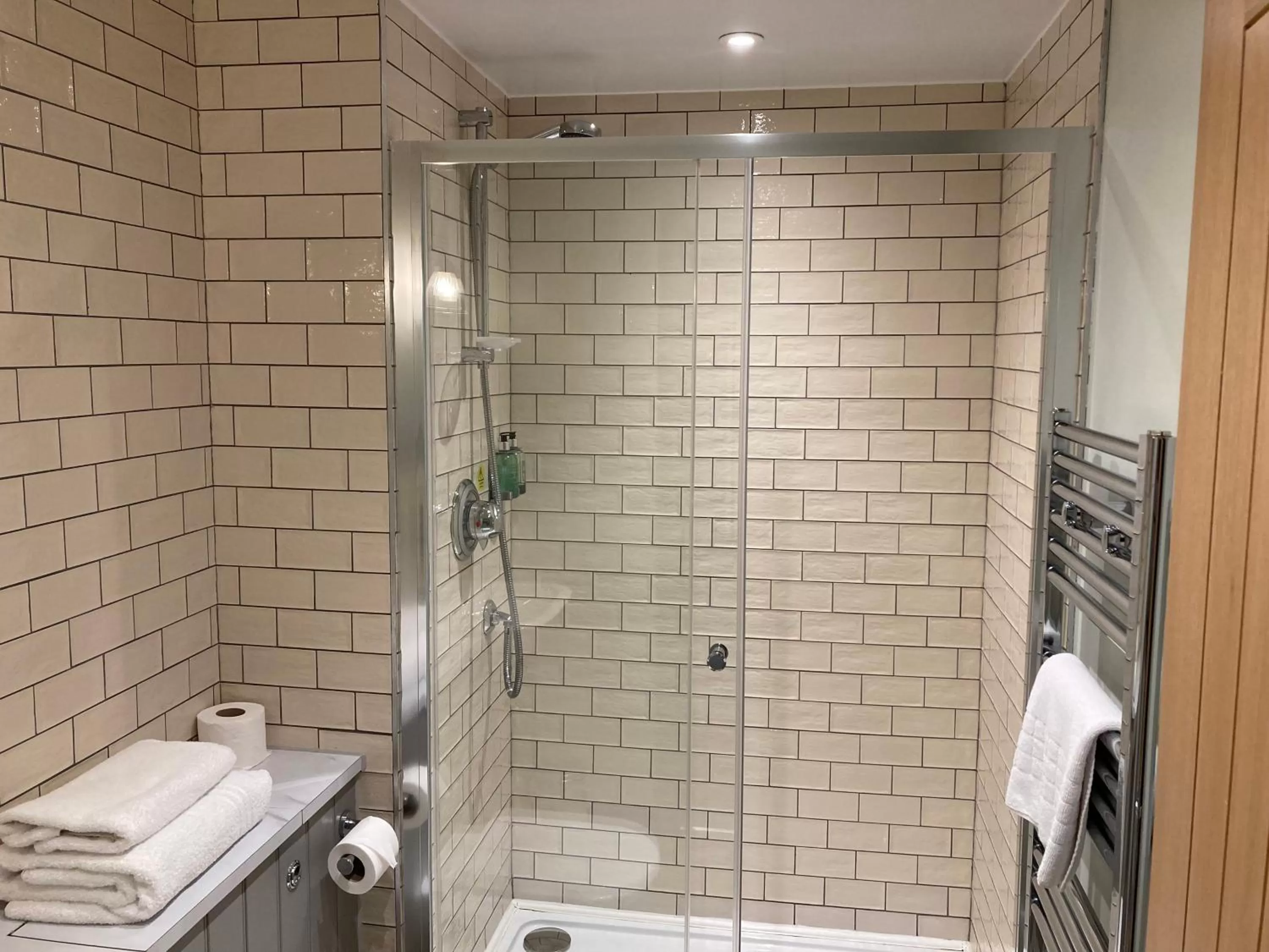 Shower in The Stork Hotel