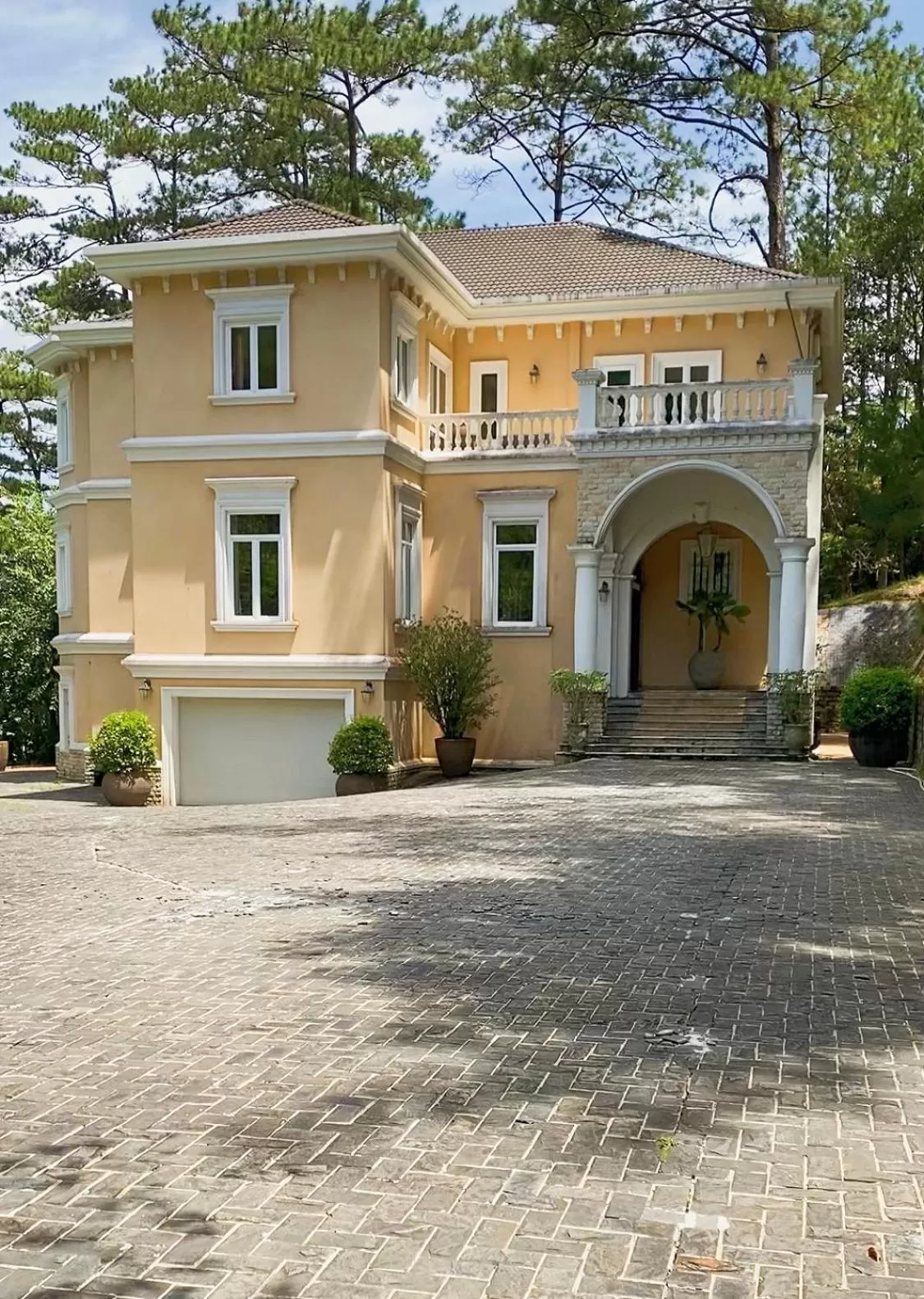 Property building in Dalat Edensee Lake Resort & Spa