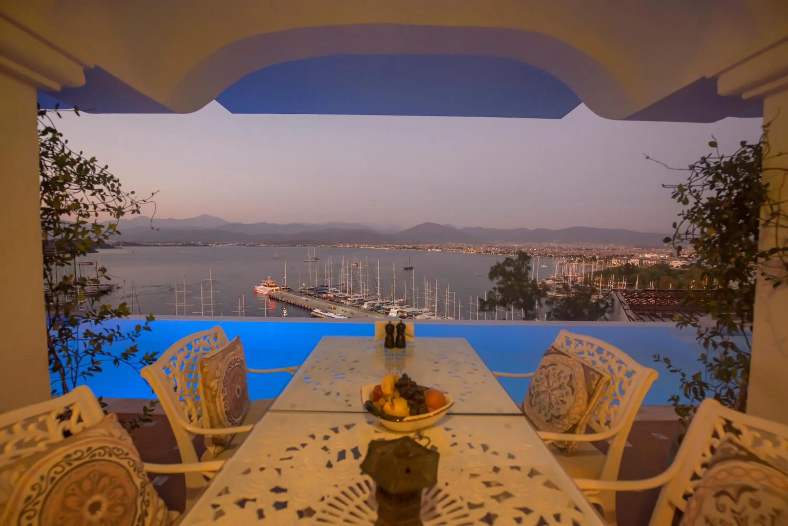 Swimming pool in Casa Margot Hotel - Adults Only