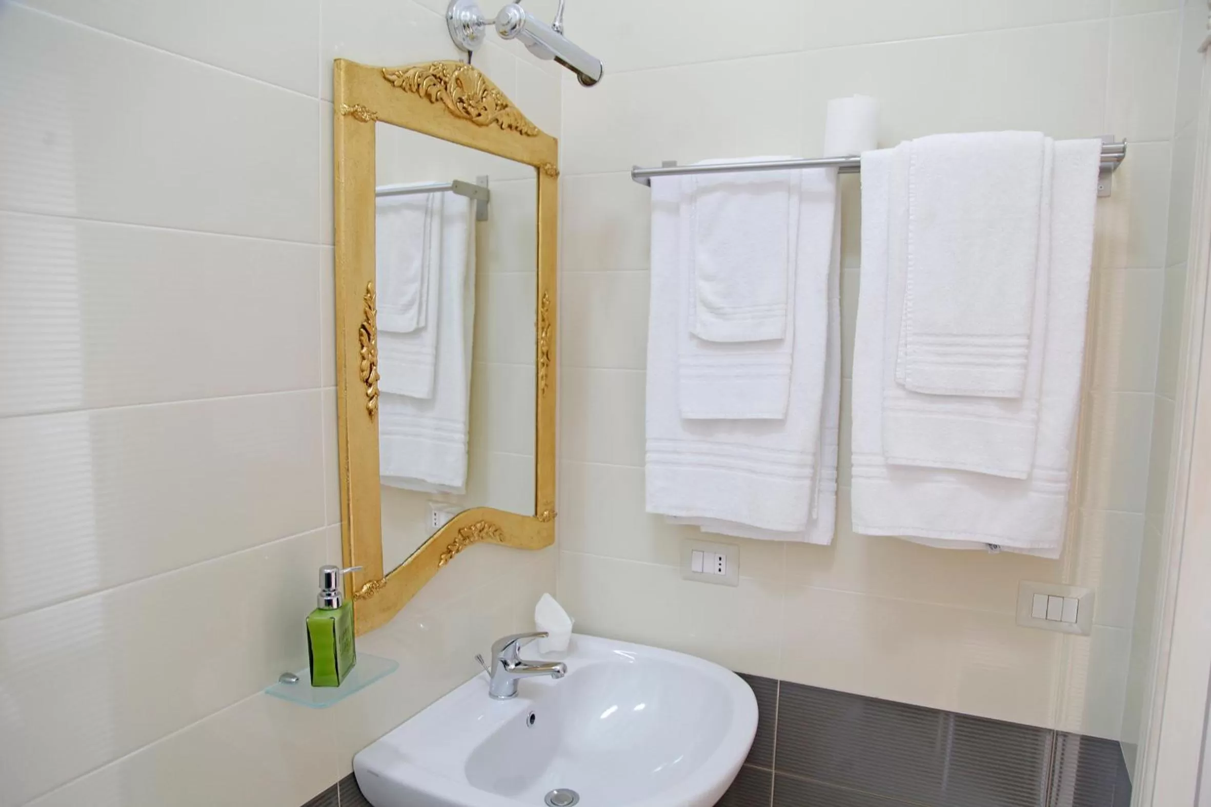 Toilet, Bathroom in B&B Partenopeo