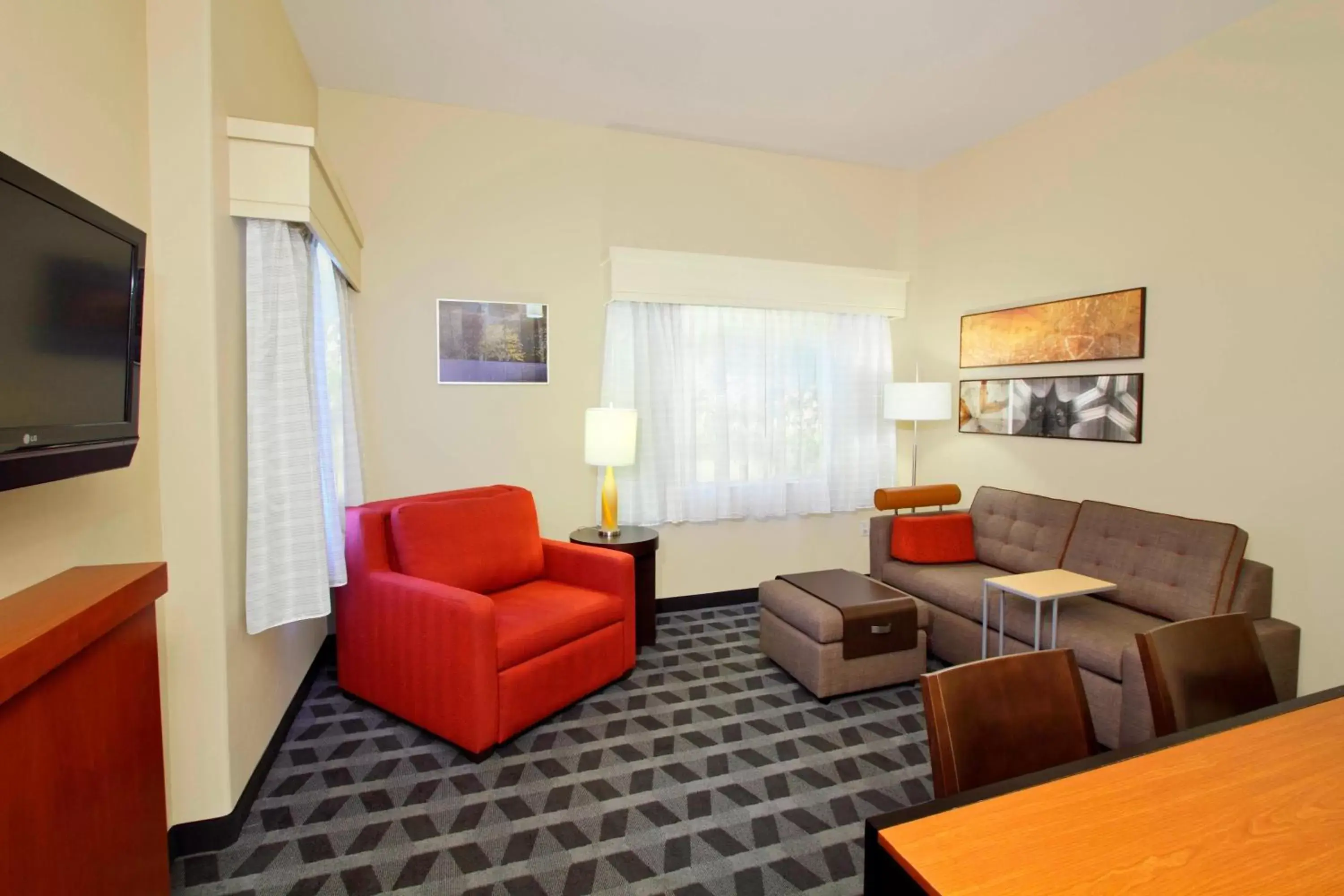 Living room, Seating Area in TownePlace Suites St. George