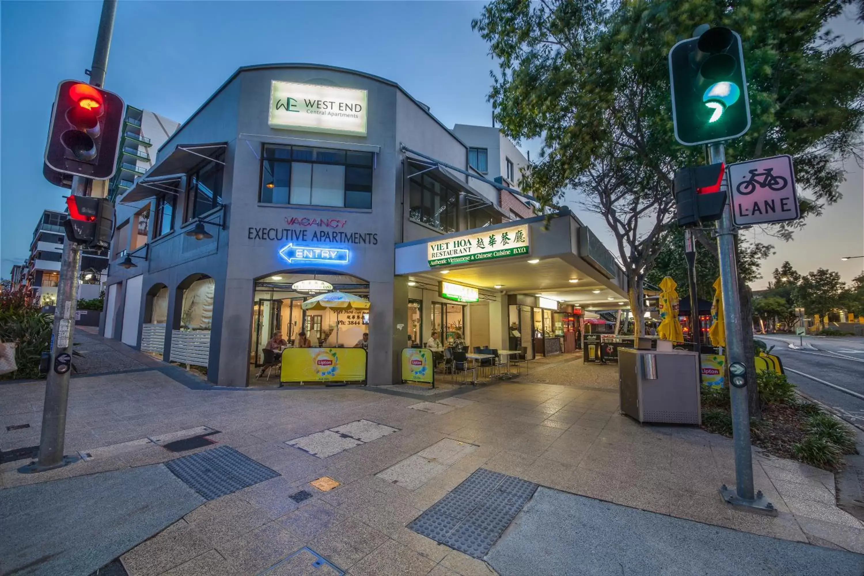 Facade/entrance, Property Building in West End Central Apartments