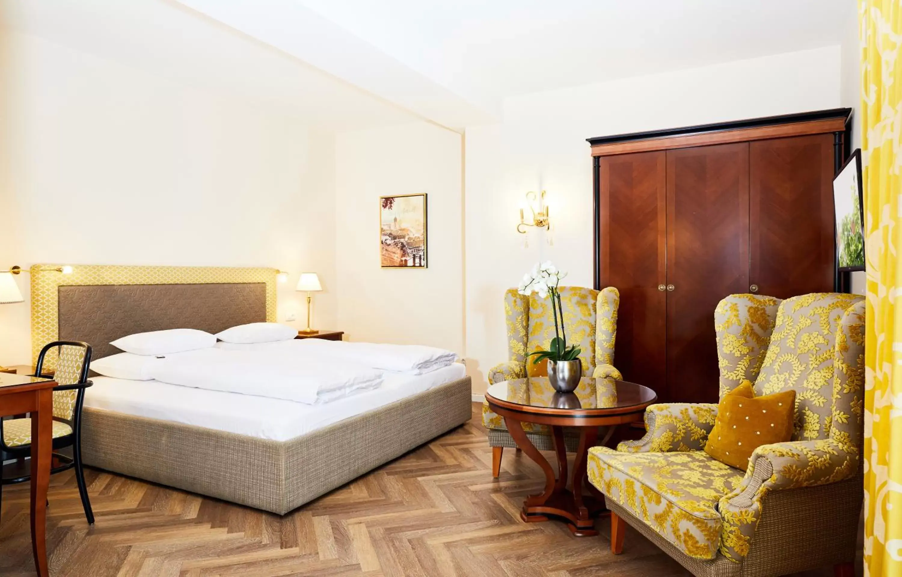 Photo of the whole room in Parkhotel Graz - Traditional Luxury