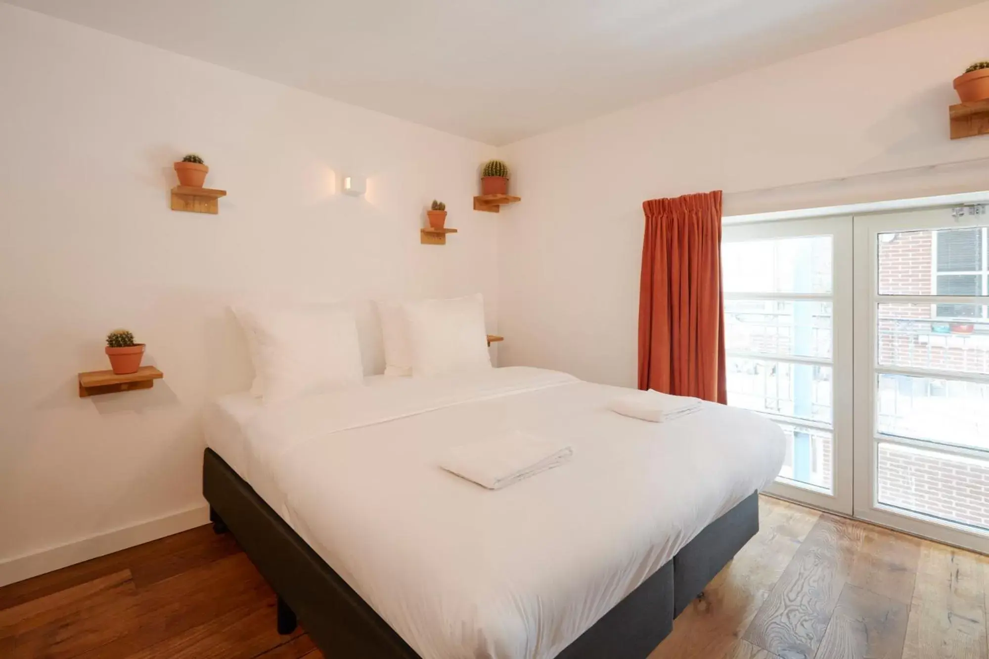Bedroom, Bed in Hotel Not Hotel Amsterdam