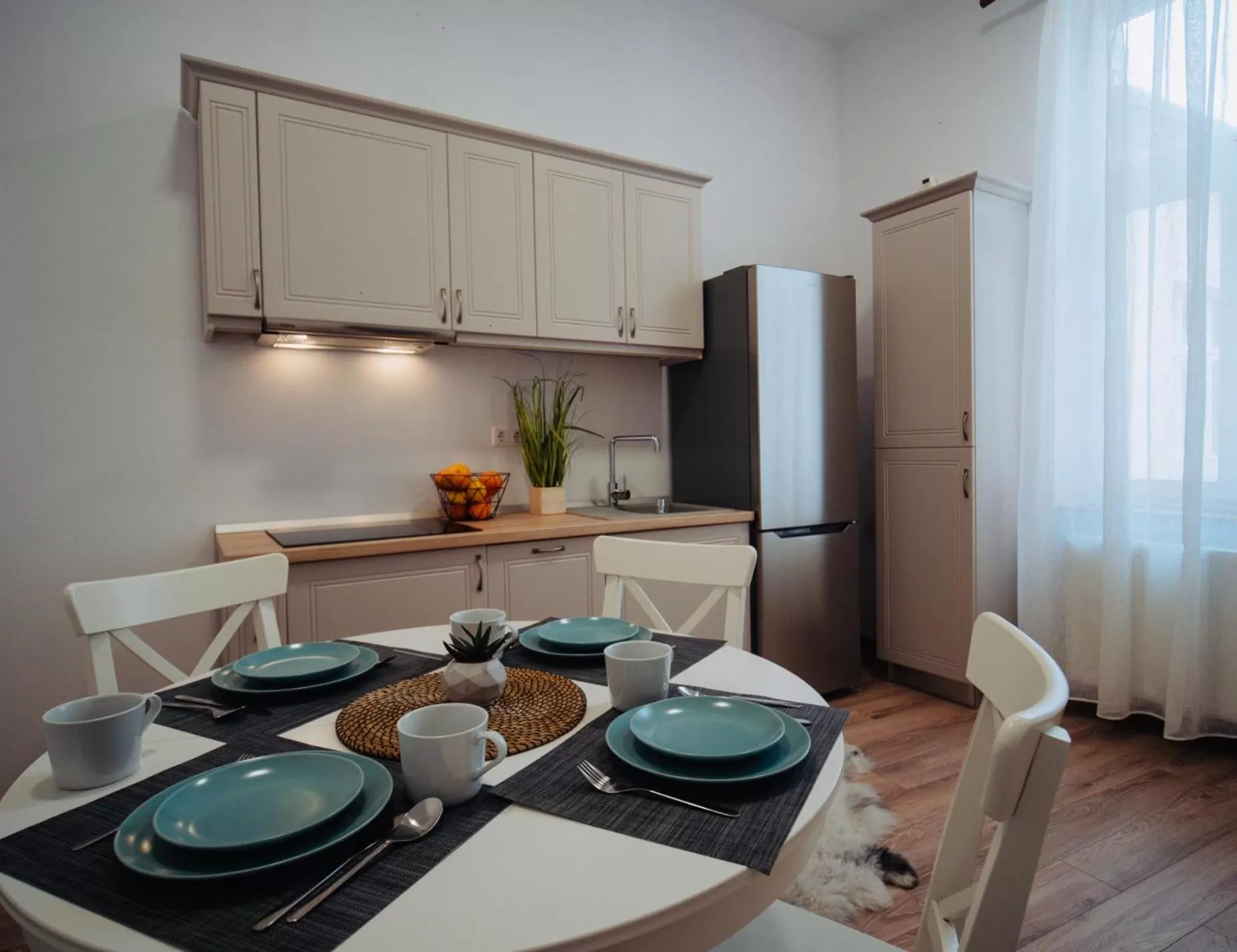 Kitchen or kitchenette in Zakarias Apartments