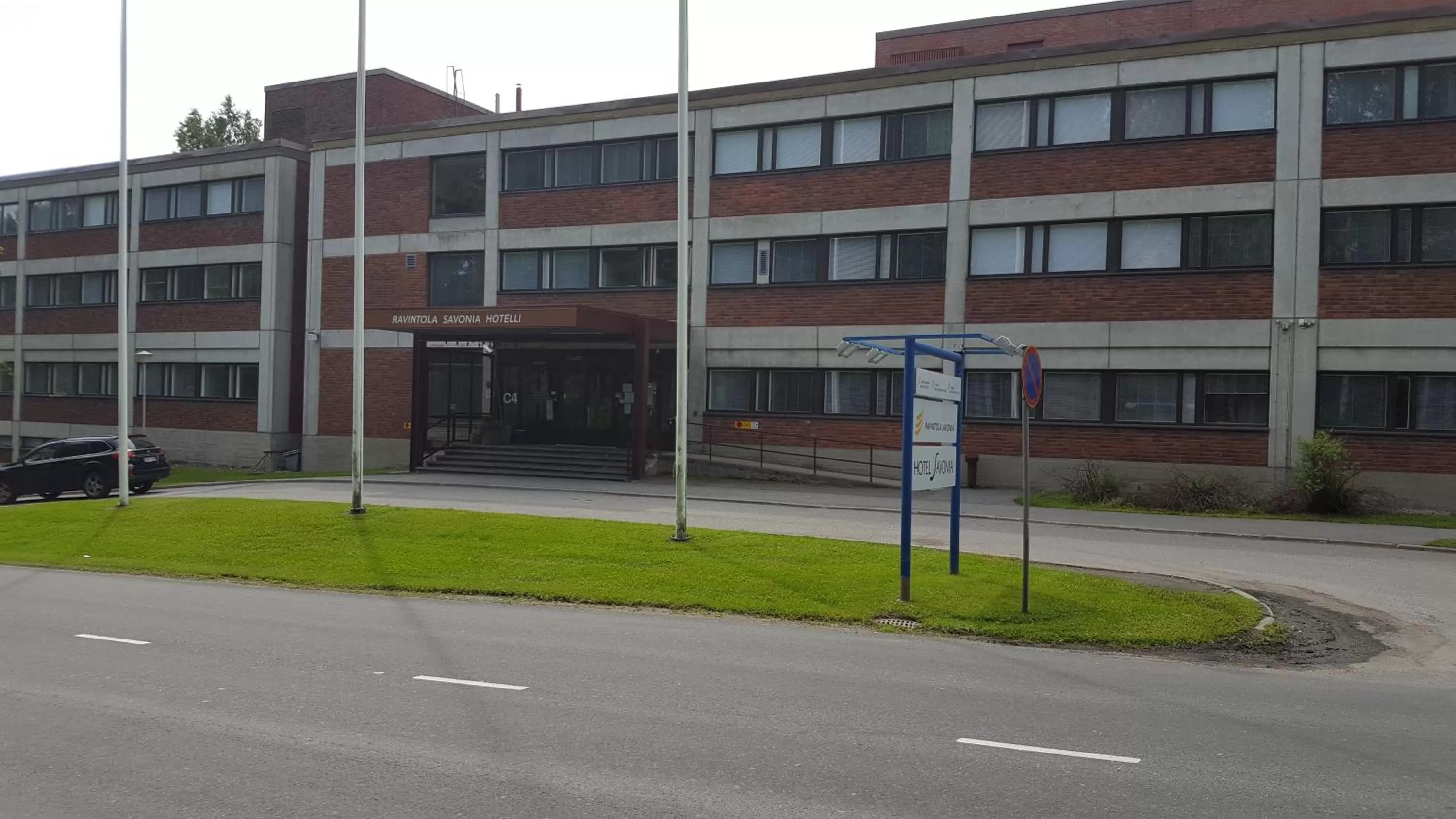 Facade/entrance in Economy Hotel Savonia