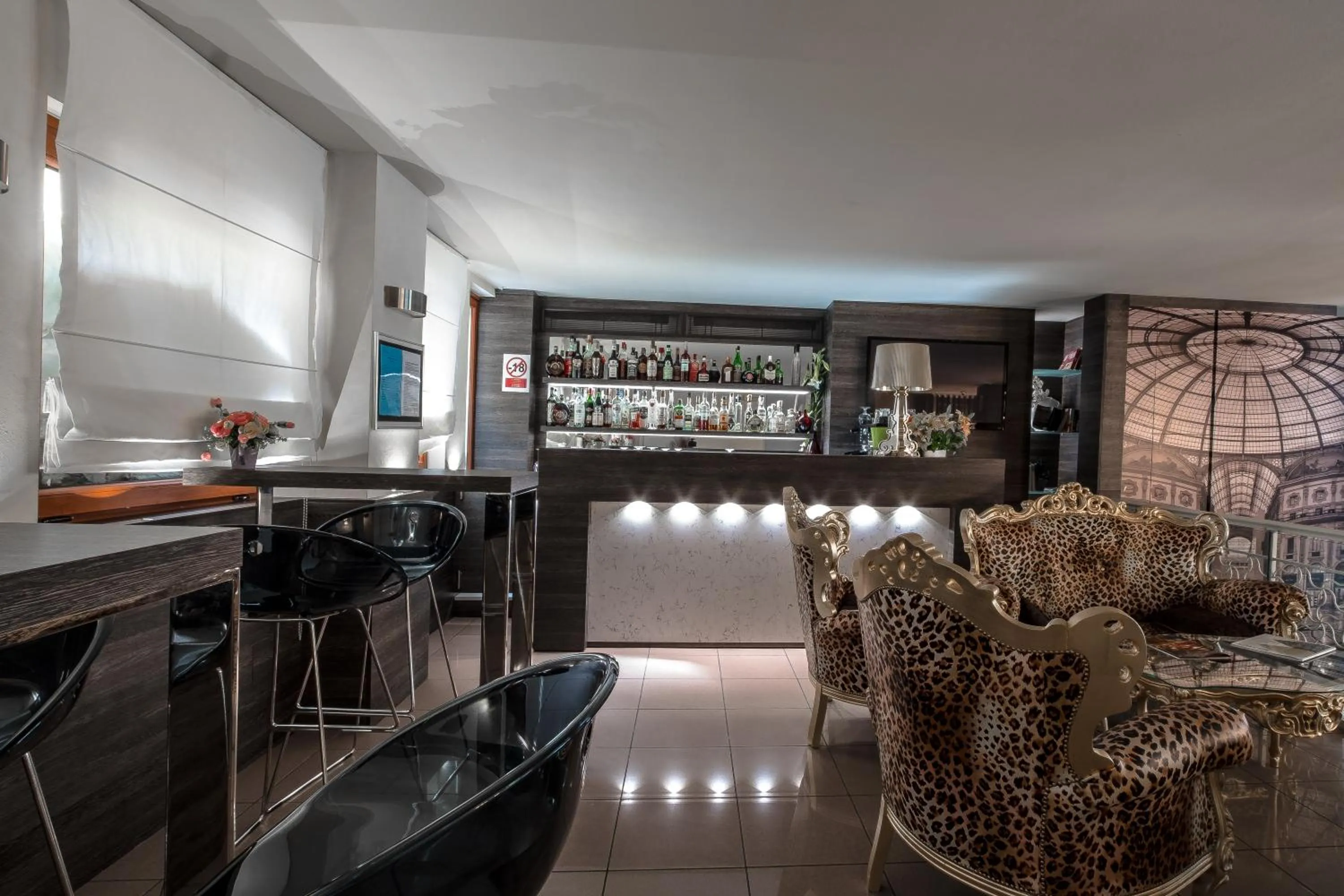 Property building in Canova Hotel