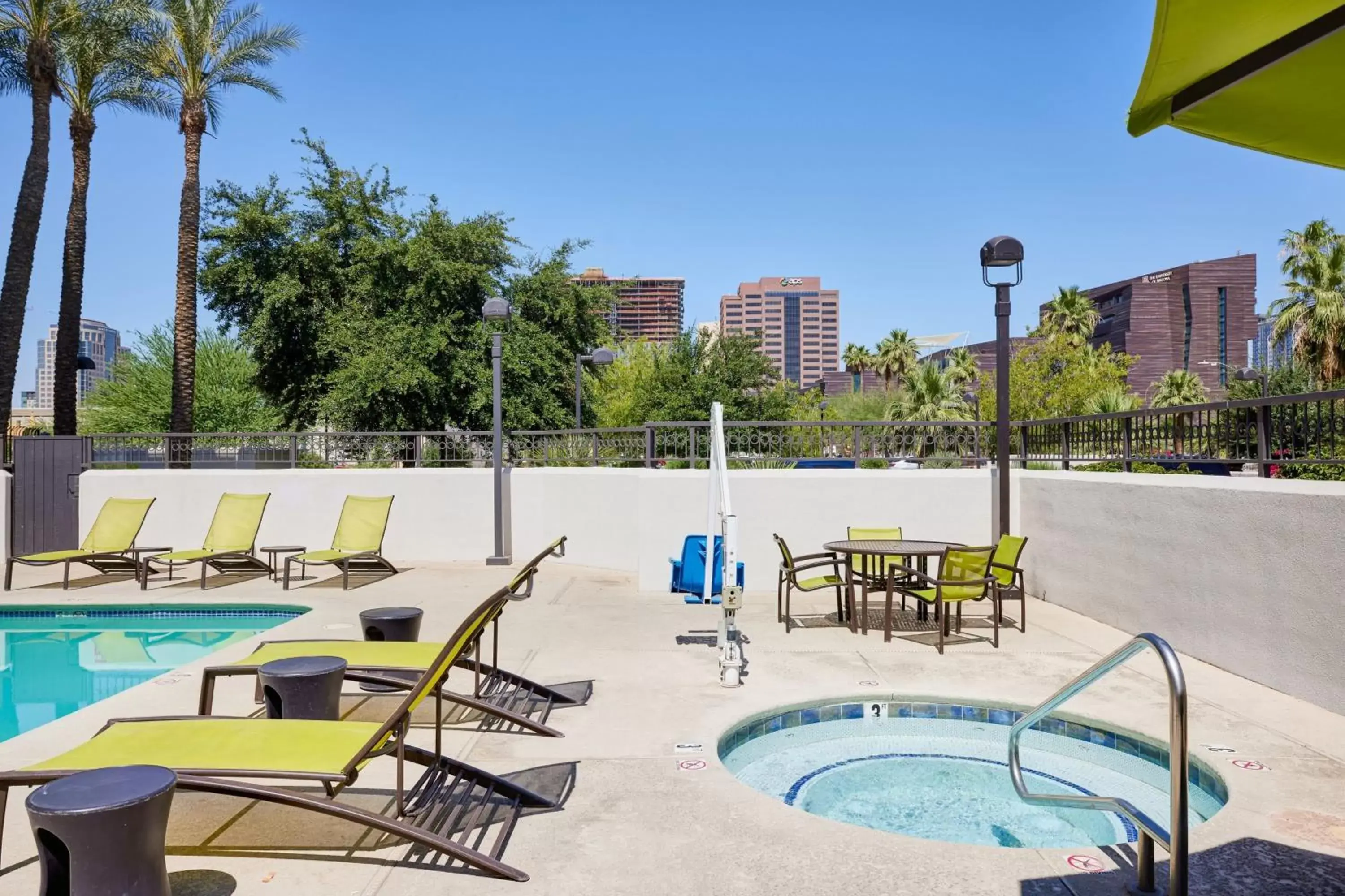 Fitness centre/facilities, Swimming Pool in SpringHill Suites Phoenix Downtown