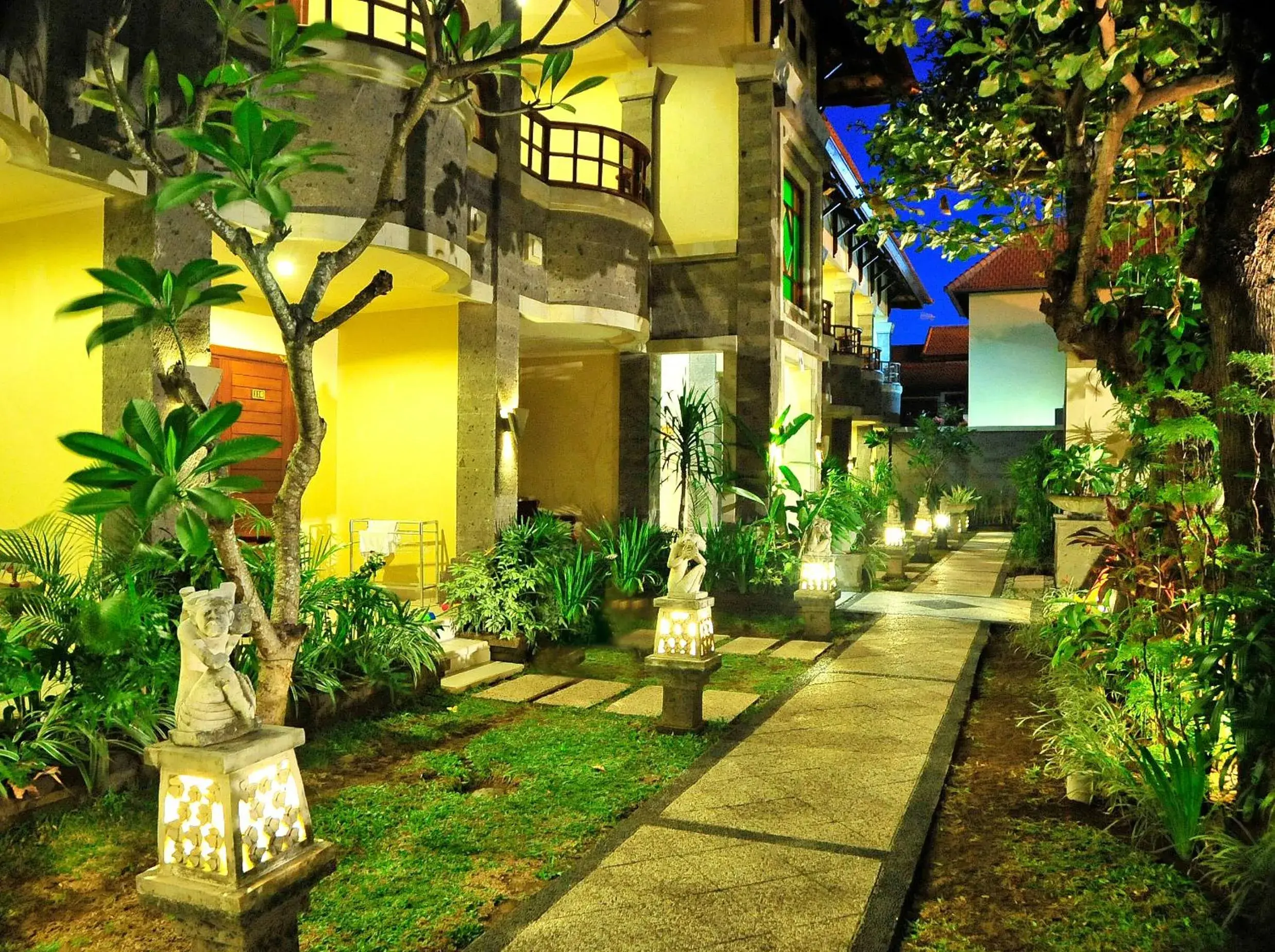 Balcony/Terrace, Property Building in Adhi Jaya Hotel