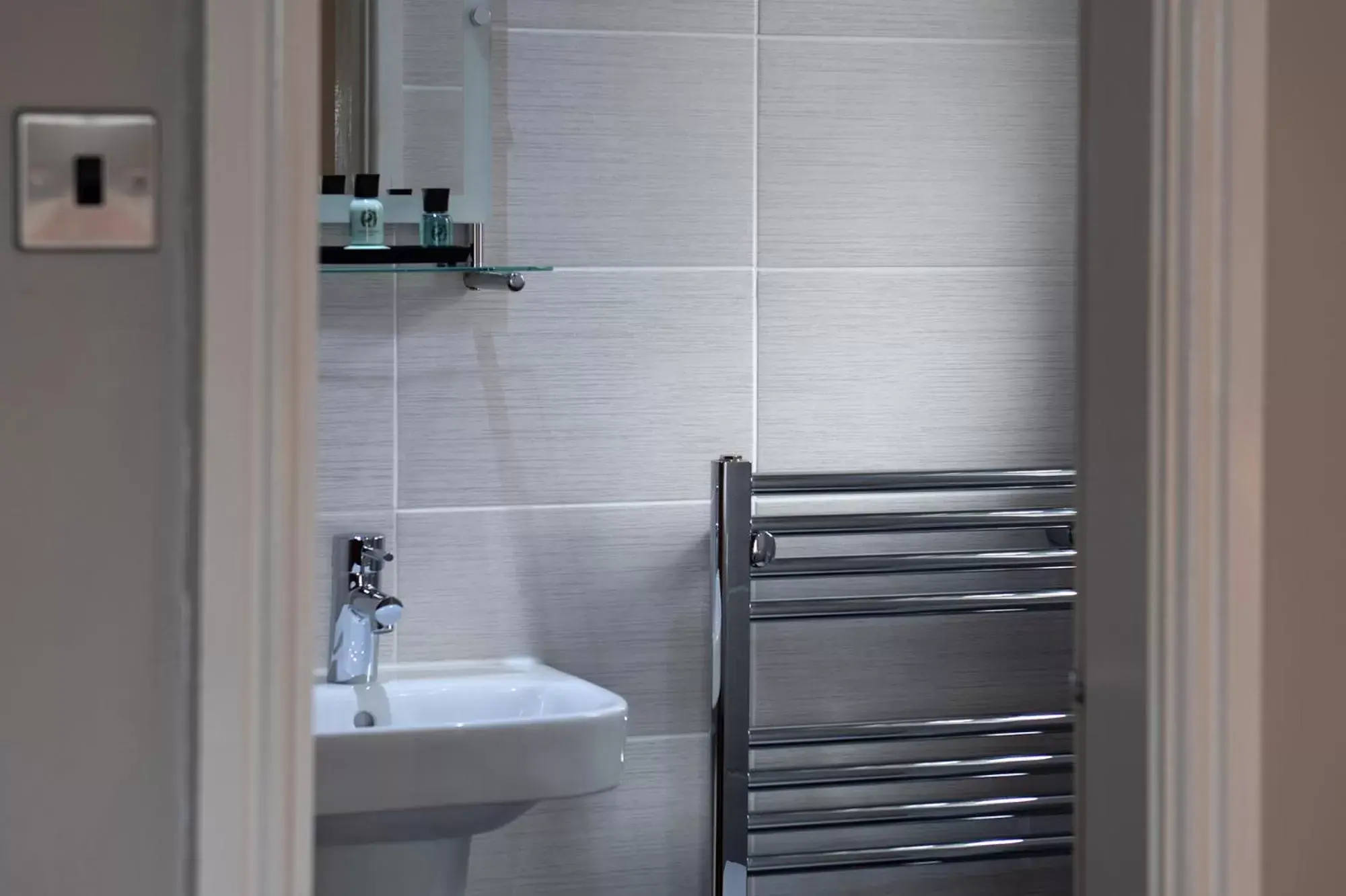 Bathroom in Pebble House