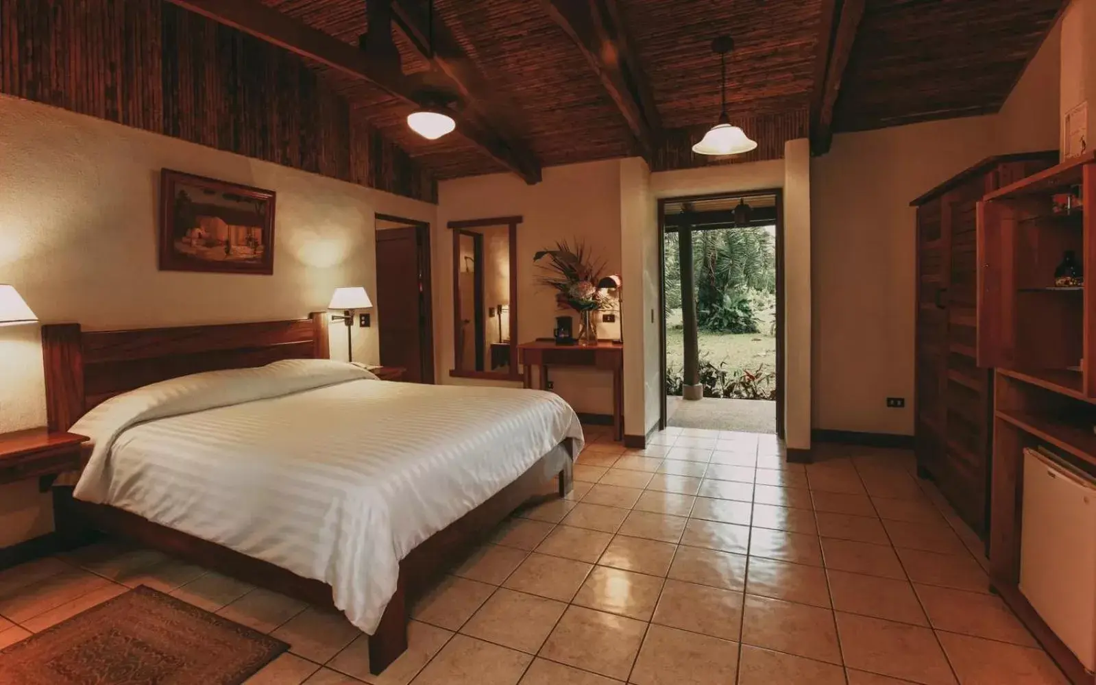 Bed in Villa Blanca Hotel & Nature Reserve