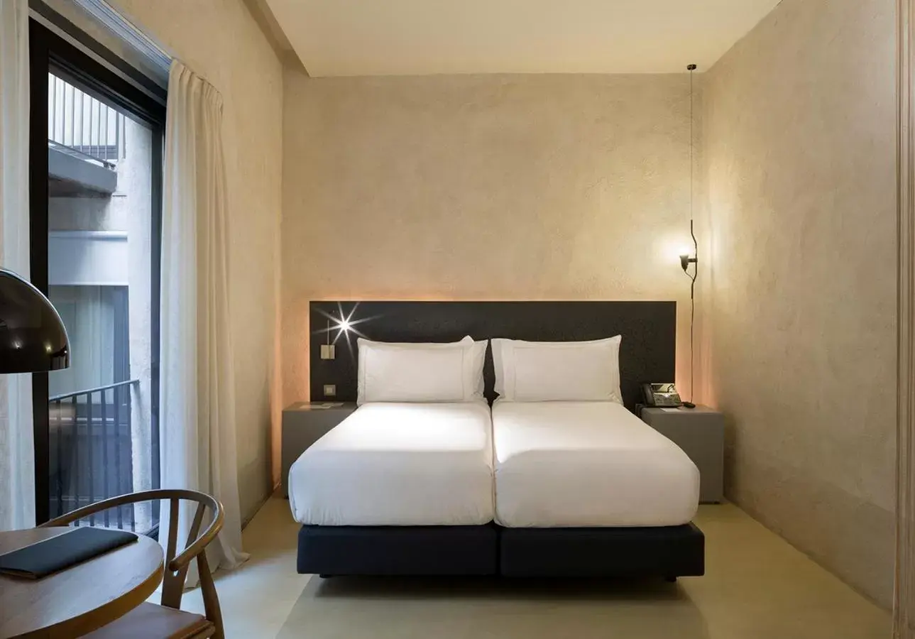 Bedroom, Bed in EME Catedral Hotel