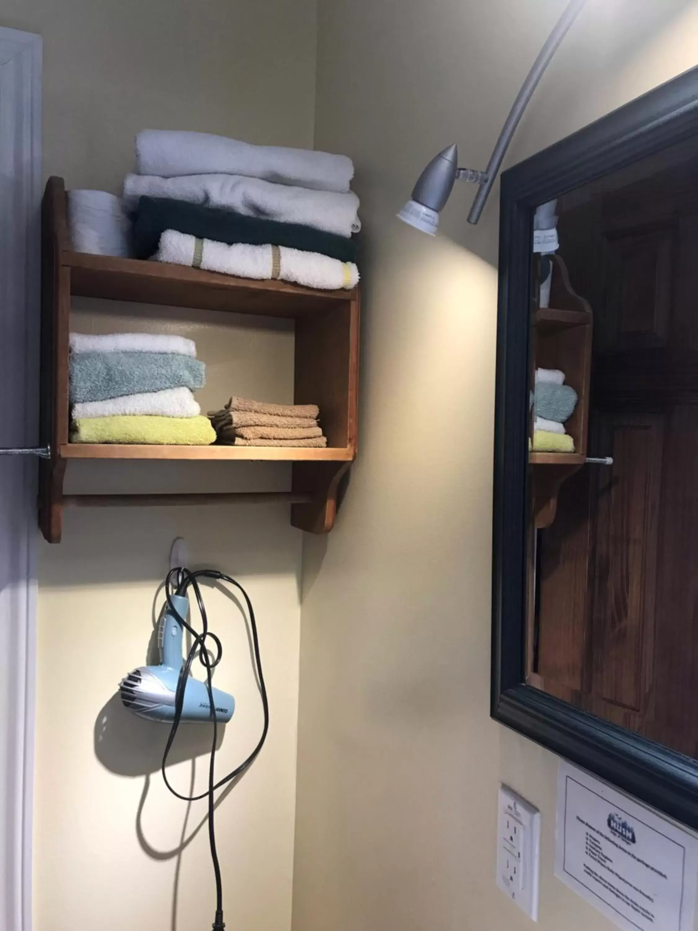 Bunk Bed in Hush Lodge and Cottages