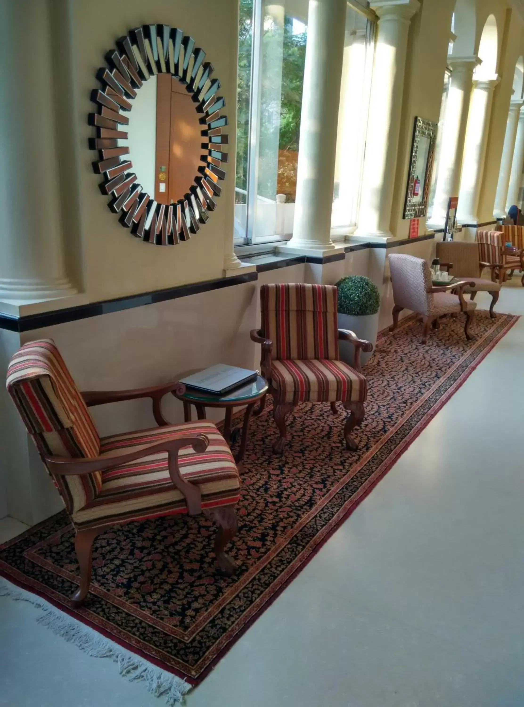 Lobby or reception, Seating Area in Elphinstone Hotel