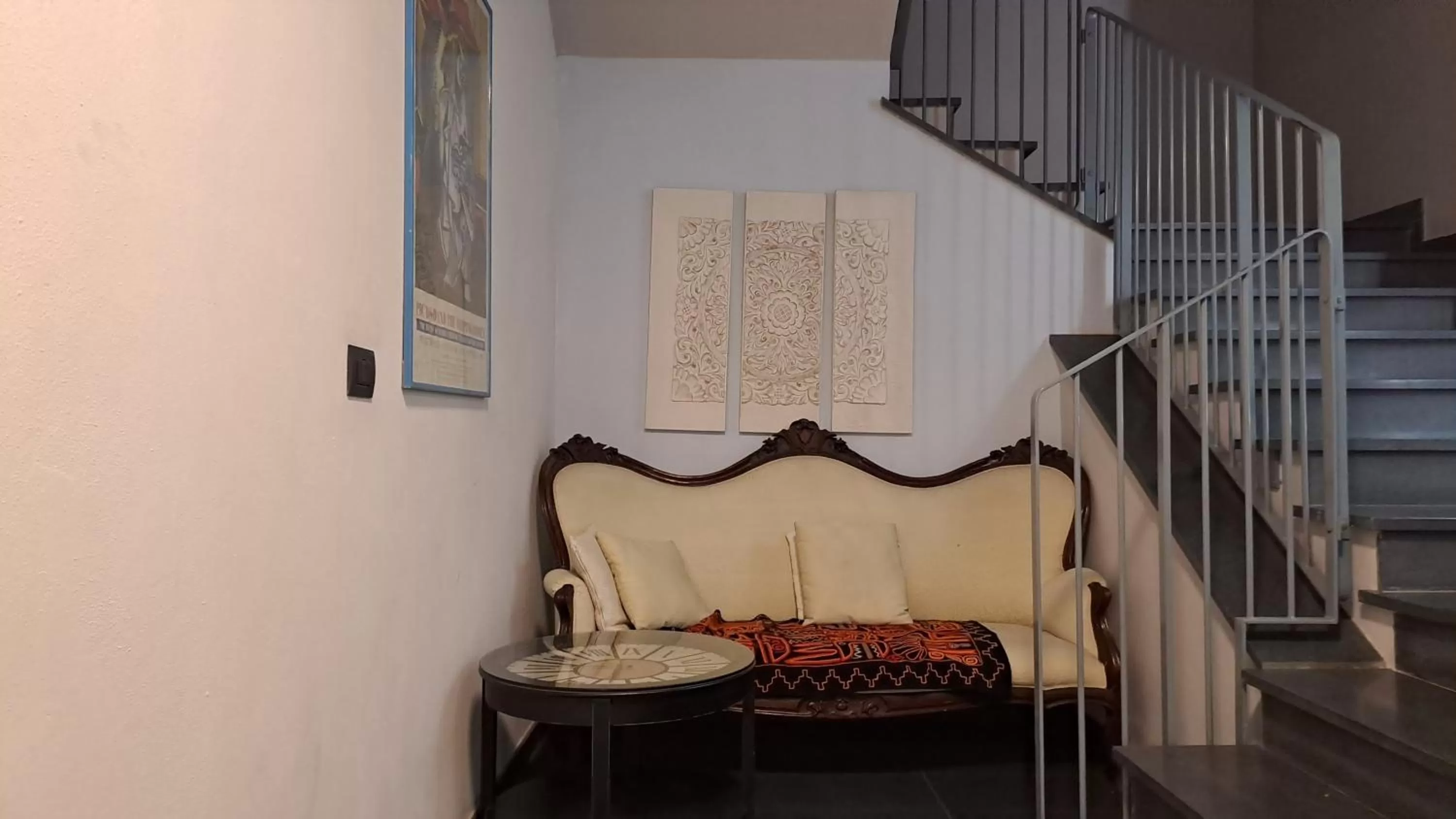 Decorative detail in Blue Shades Hotel