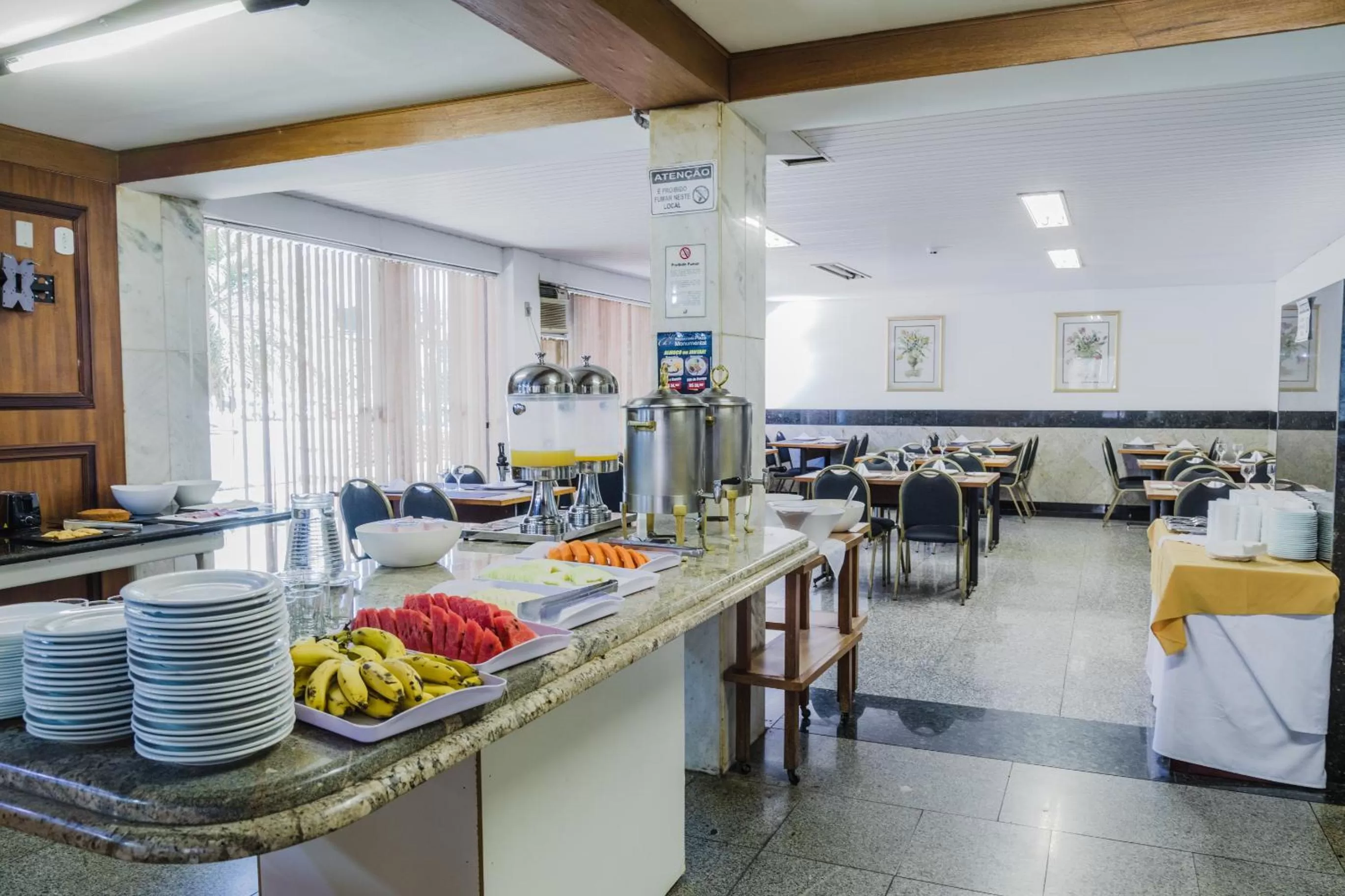 Buffet breakfast in Plaza Bittar Hotel