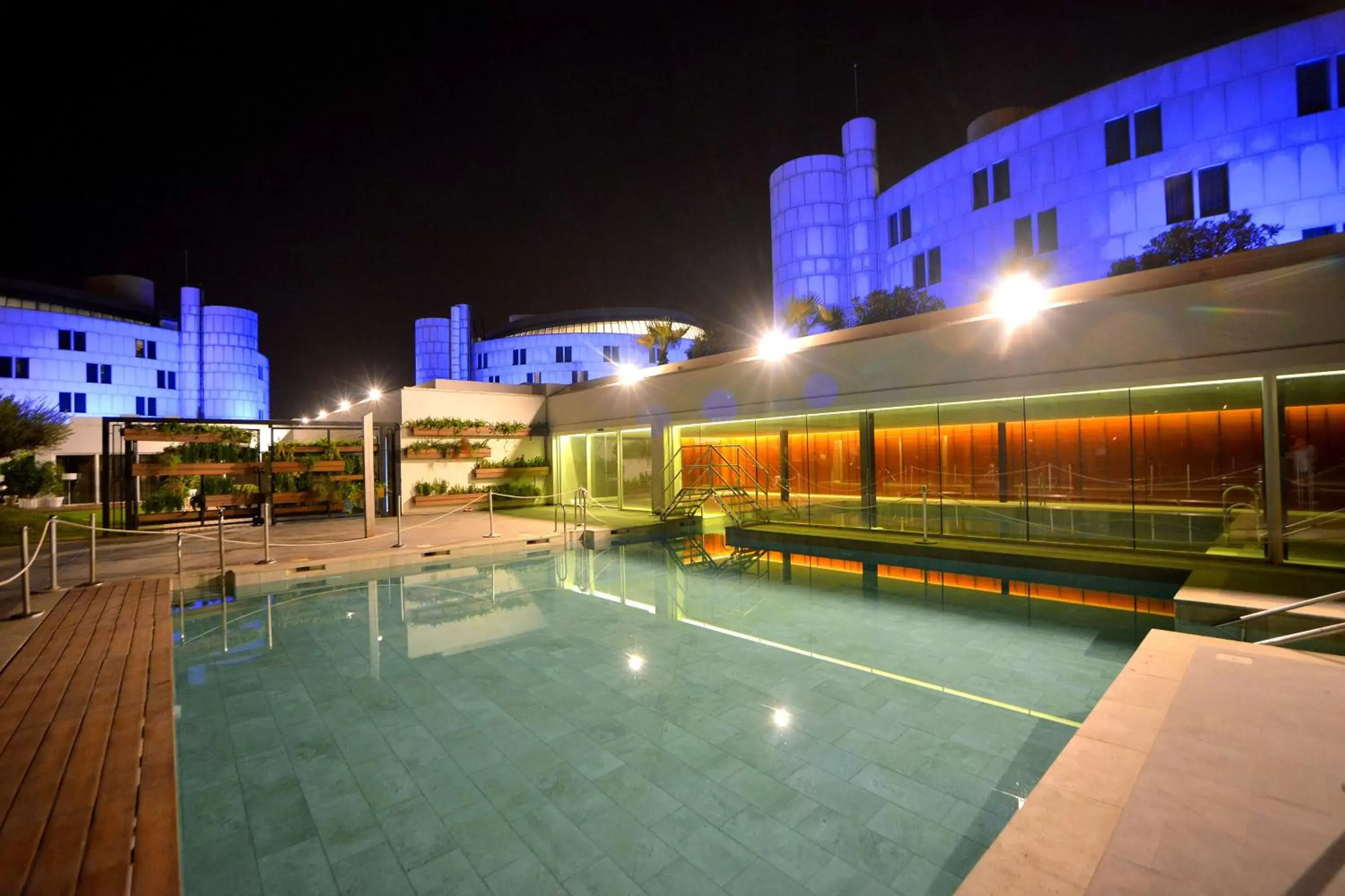 Swimming pool in Barceló Sevilla Renacimiento