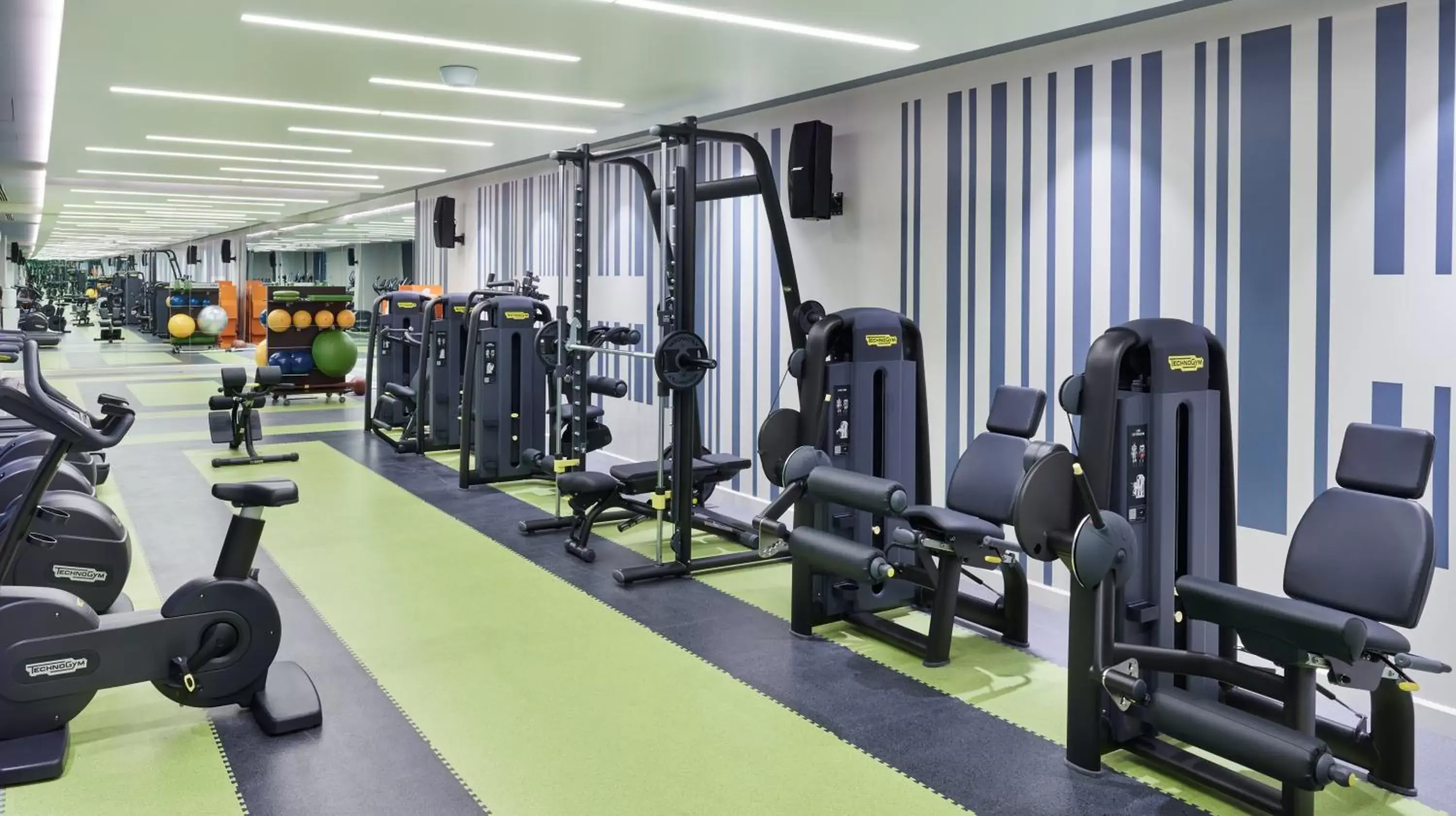 Fitness centre/facilities, Fitness Center/Facilities in Holiday Inn - Doha - The Business Park, an IHG Hotel