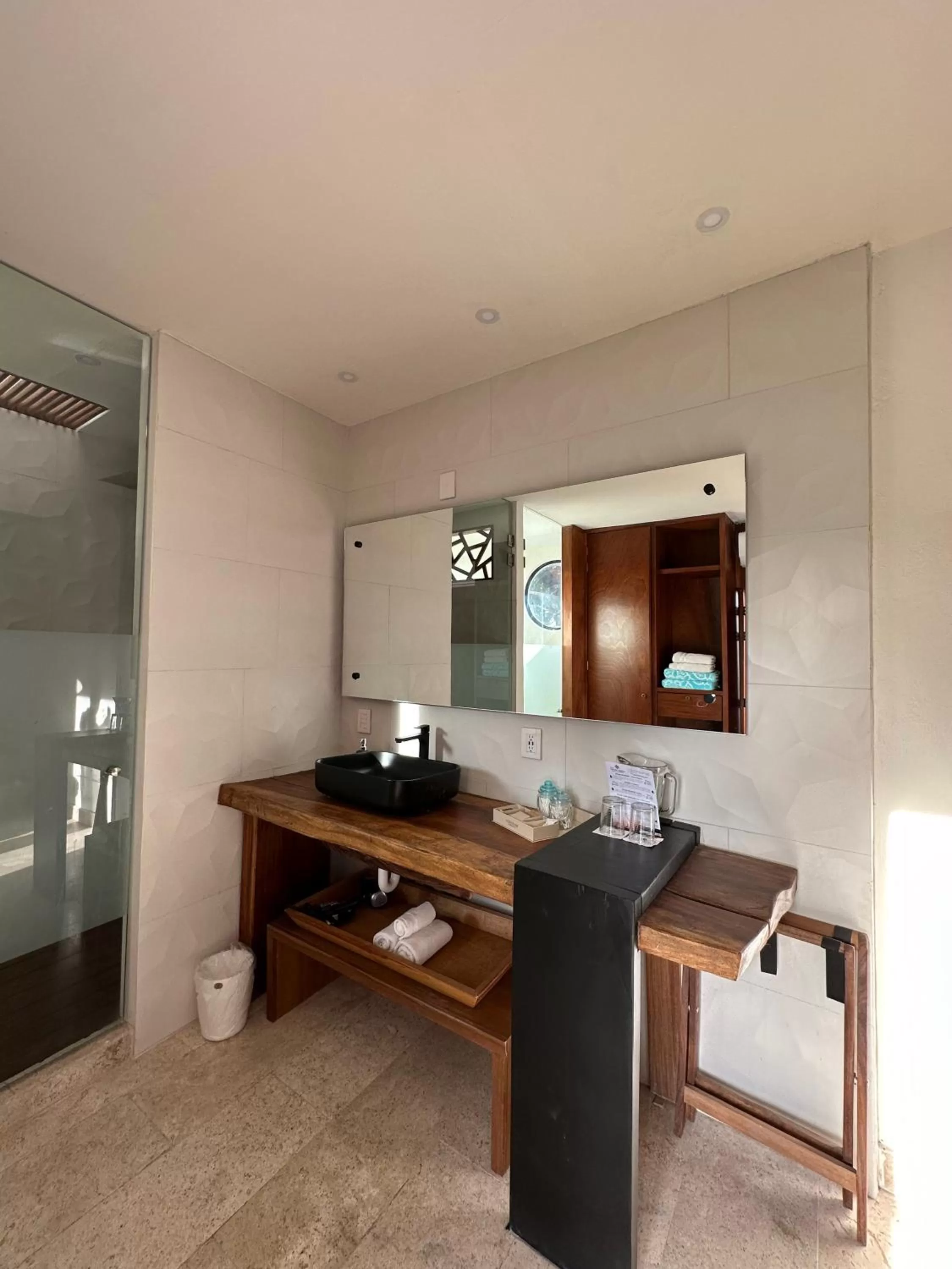 Hotel Lindo Ajijic Bed & Breakfast