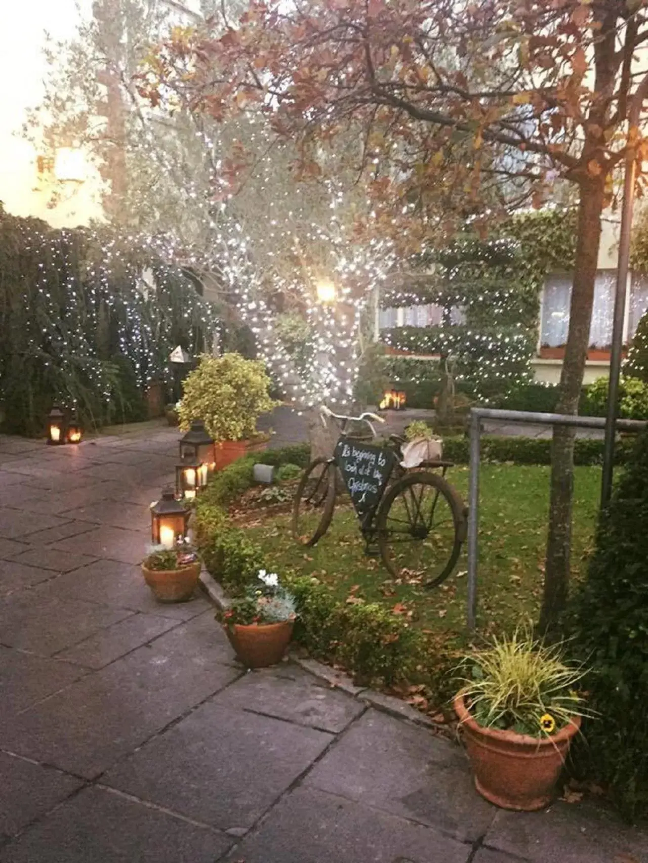 Garden in Riverbank House Hotel