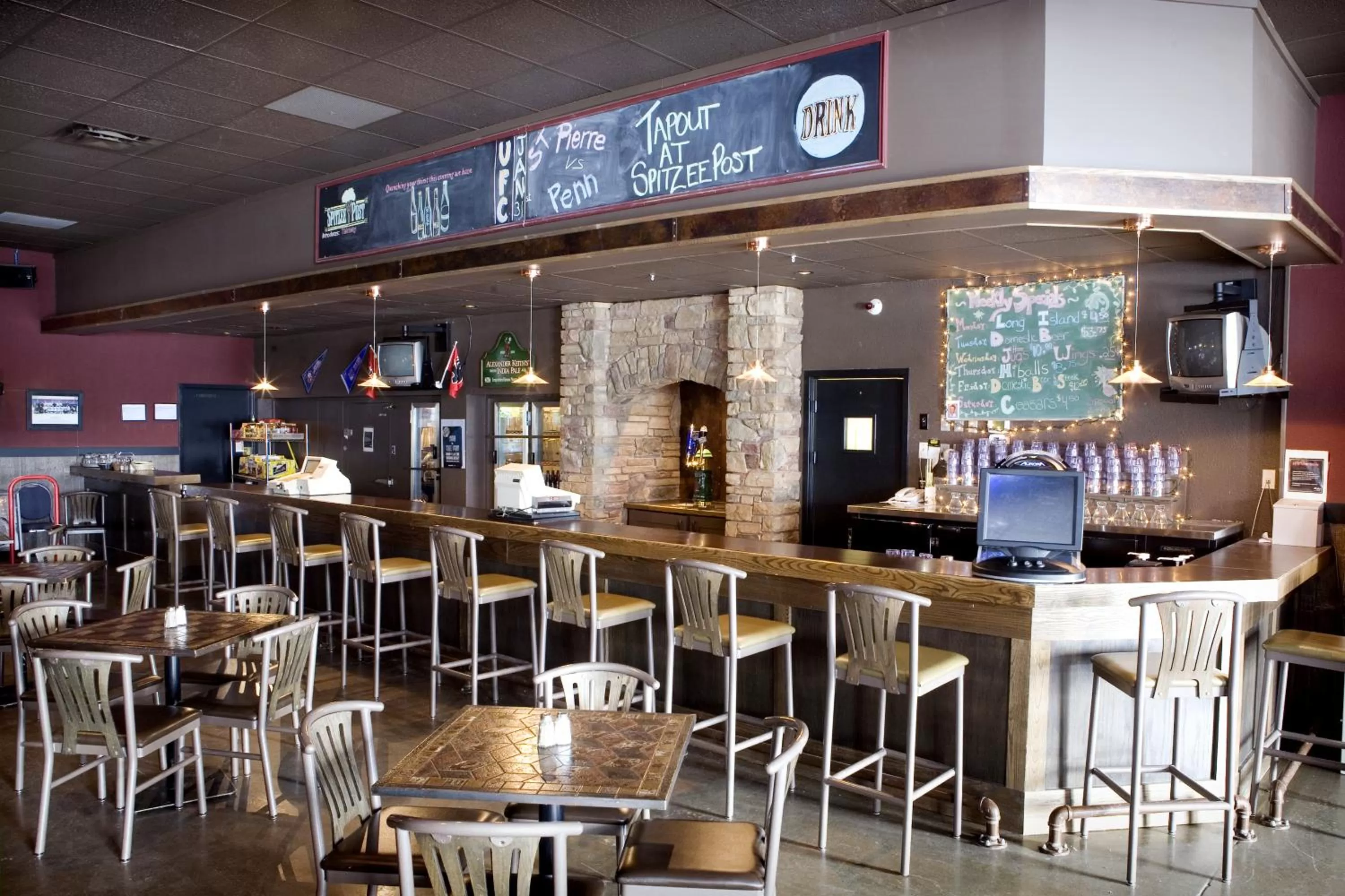 Restaurant/places to eat in Heritage Inn Hotel & Convention Centre - High River