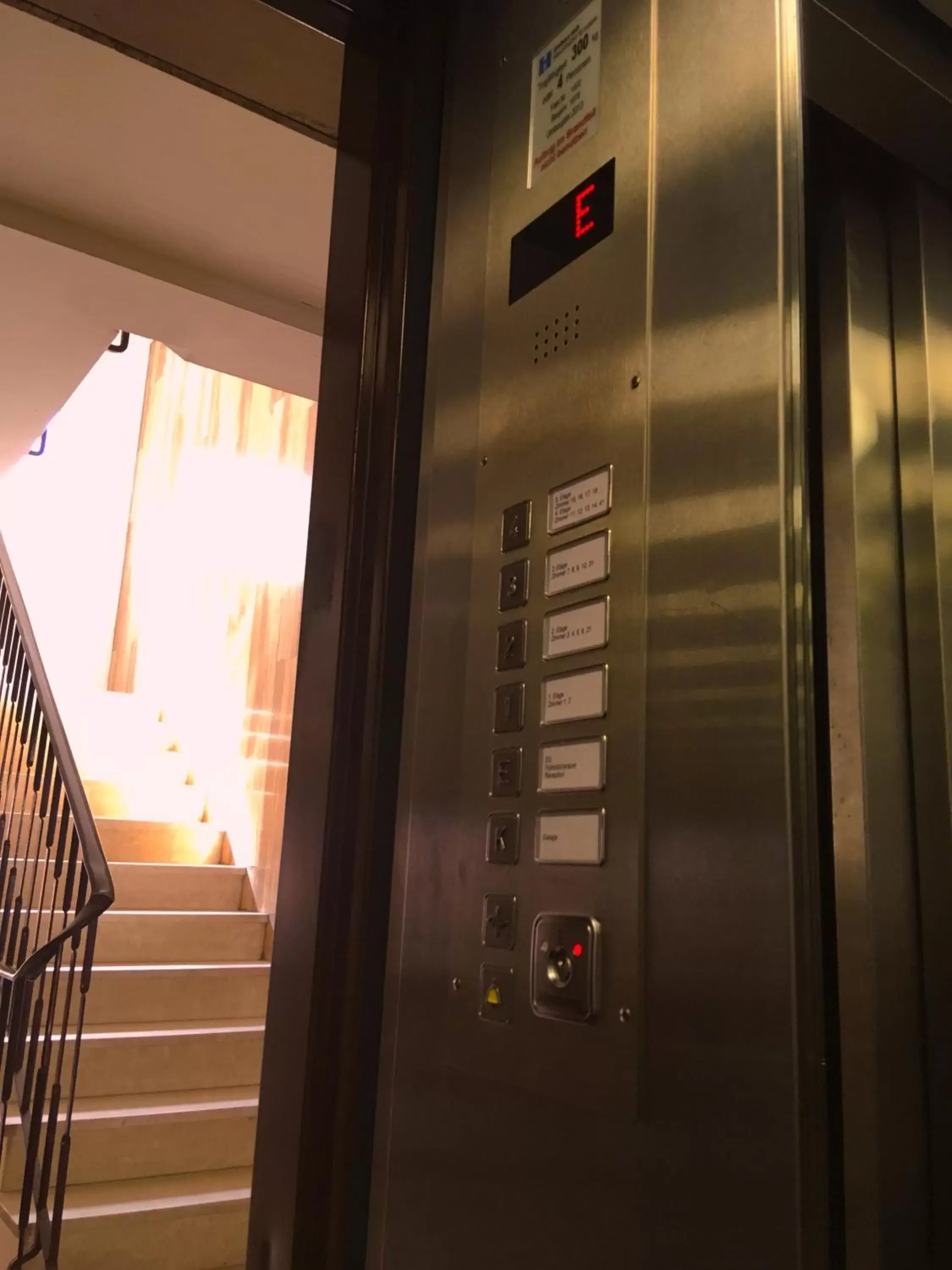 elevator in Hotel Moguntia