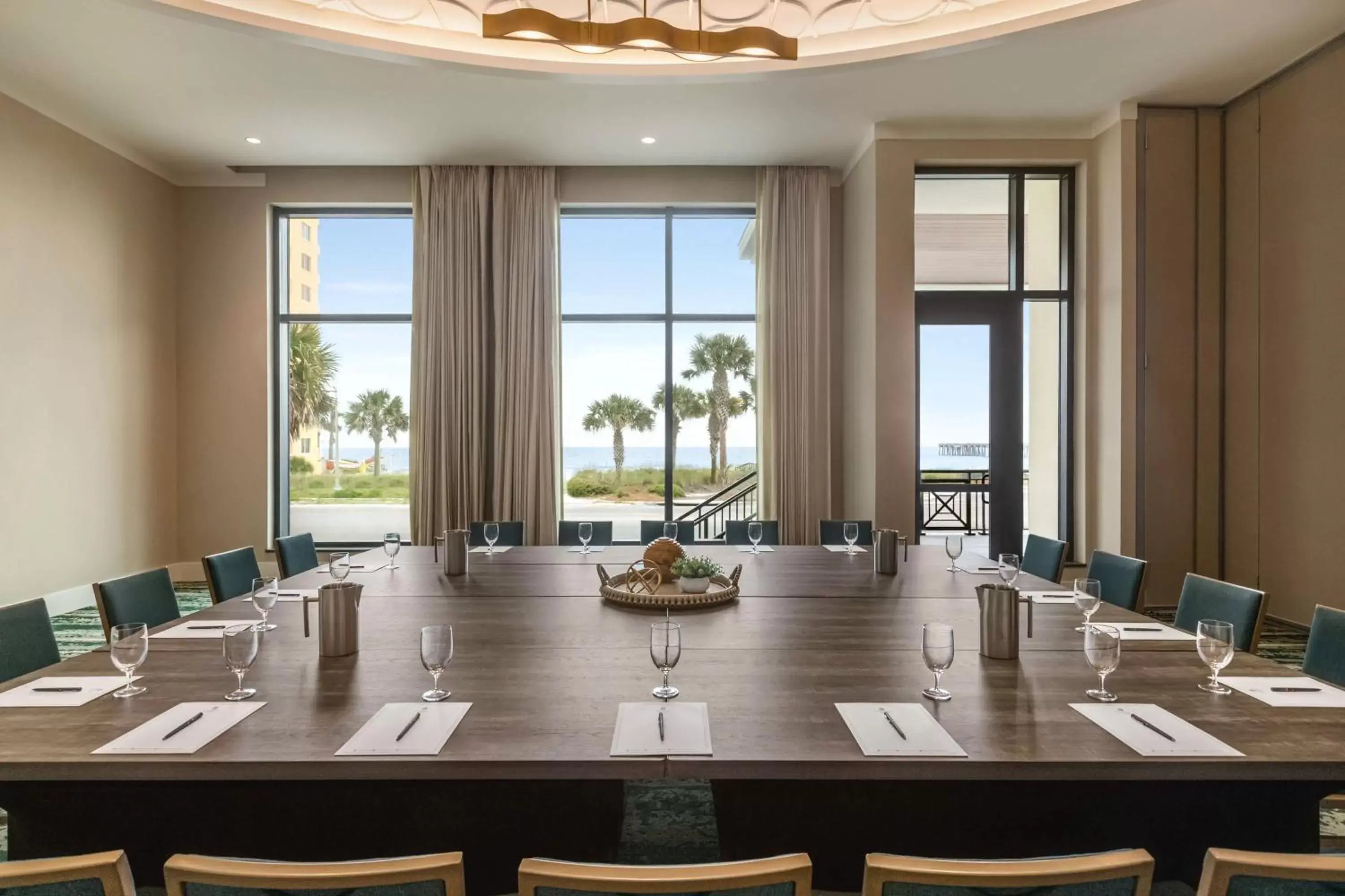 Meeting/conference room in Embassy Suites By Hilton Panama City Beach Resort