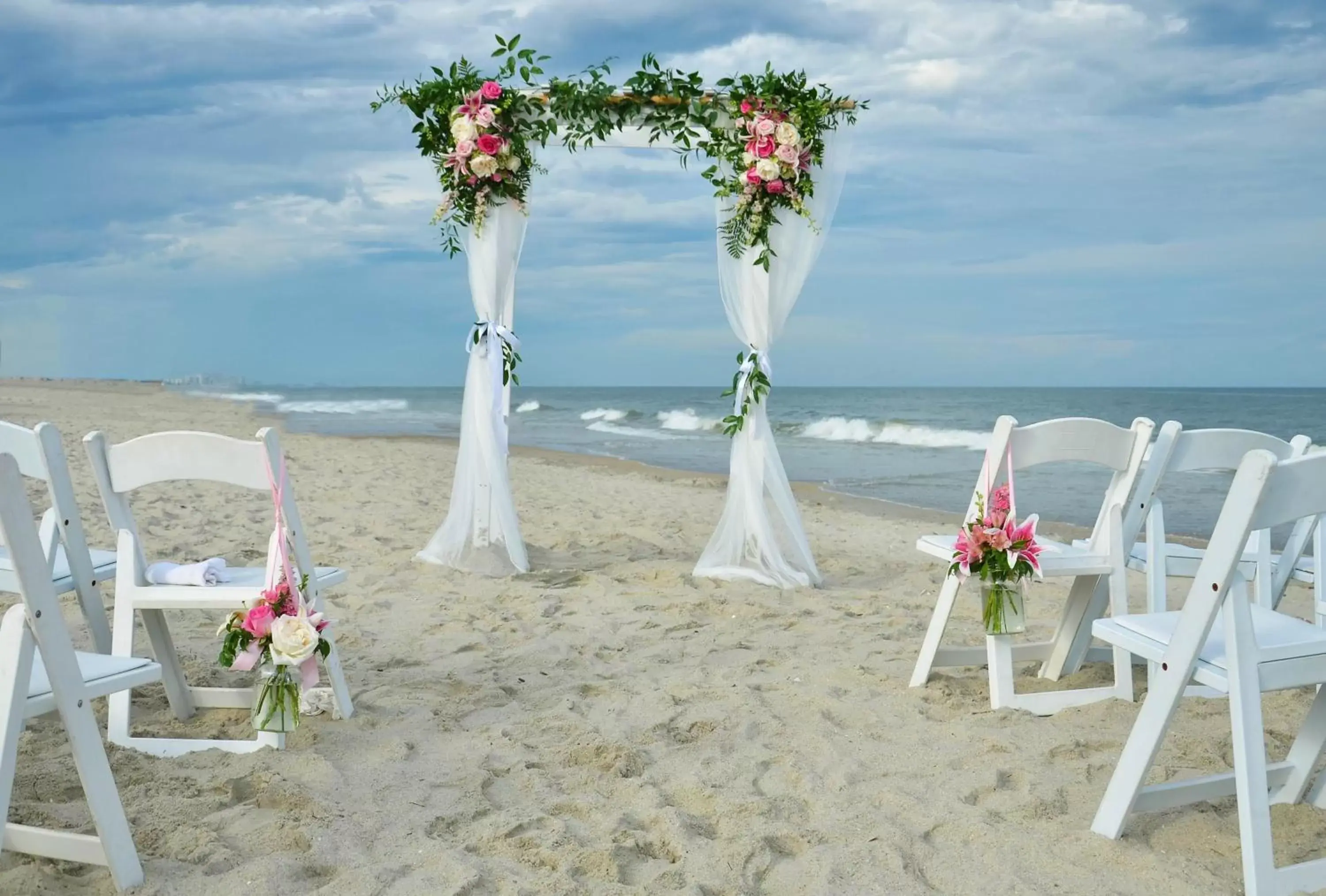 Meeting/conference room, Beach in Holiday Inn Resort Oceanfront at Surfside Beach, an IHG Hotel