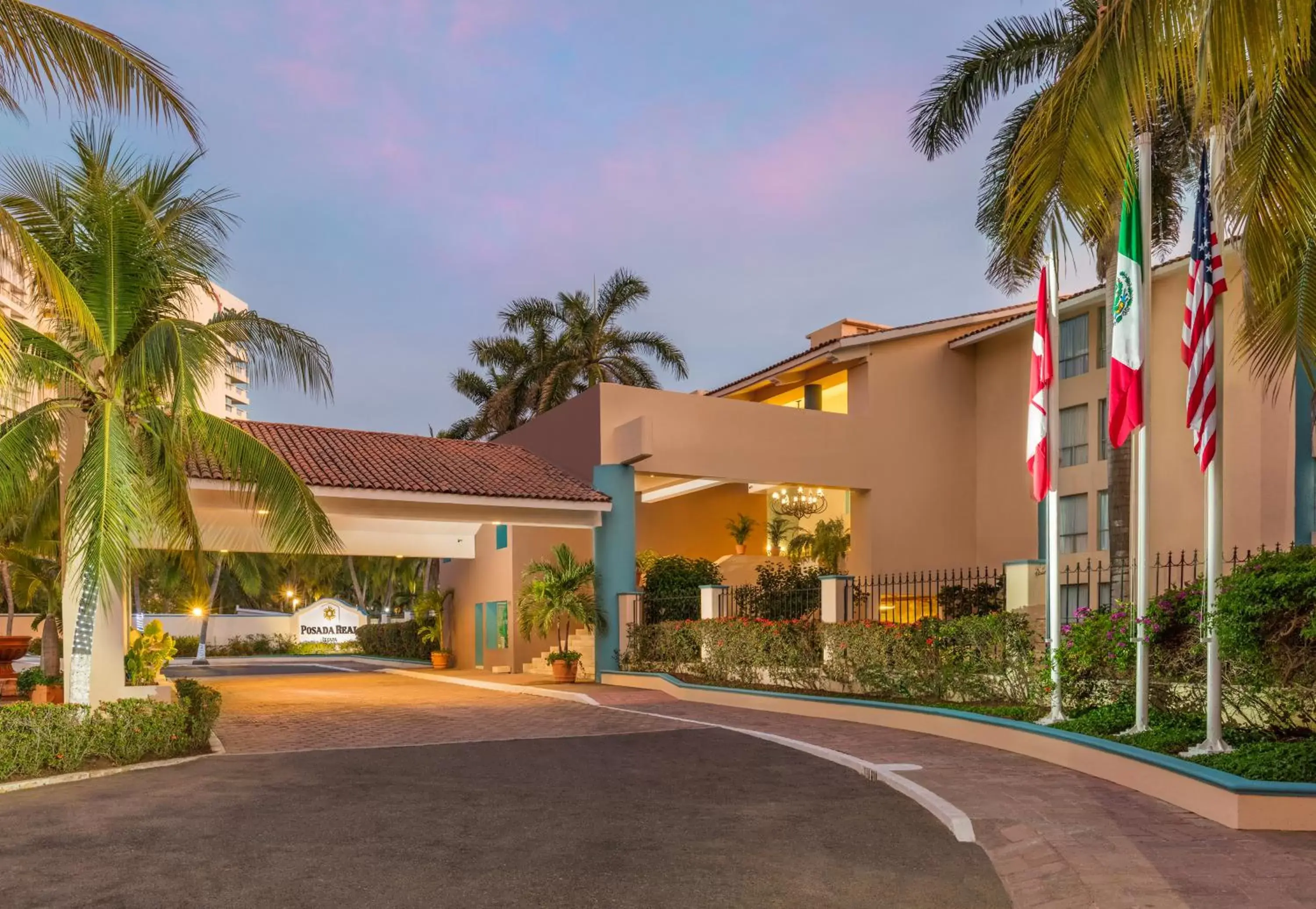 Facade/entrance, Property Building in Posada Real Ixtapa