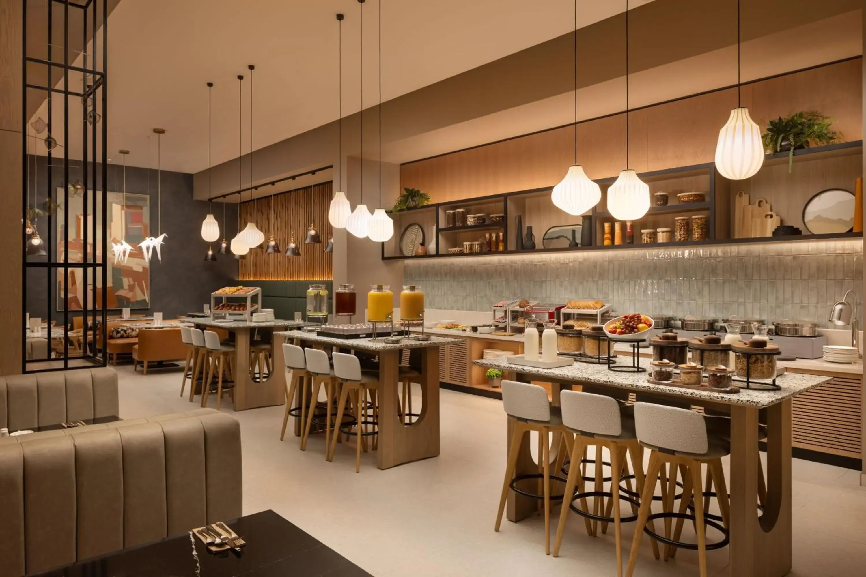 Kitchen or kitchenette, Restaurant/Places to Eat in AC Hotel by Marriott Glasgow