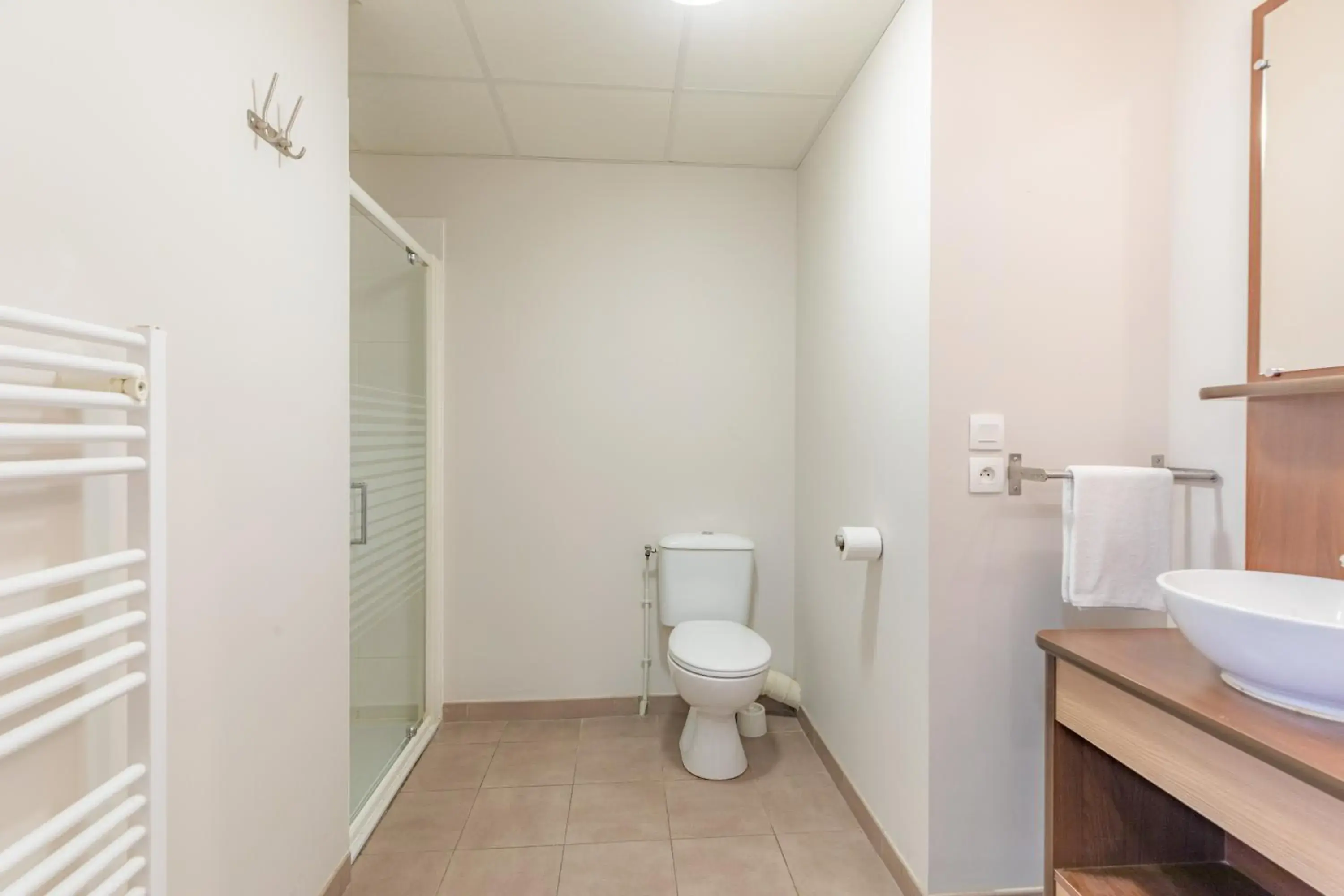 Toilet, Bathroom in Appart City La Roche Sur Yon Centre