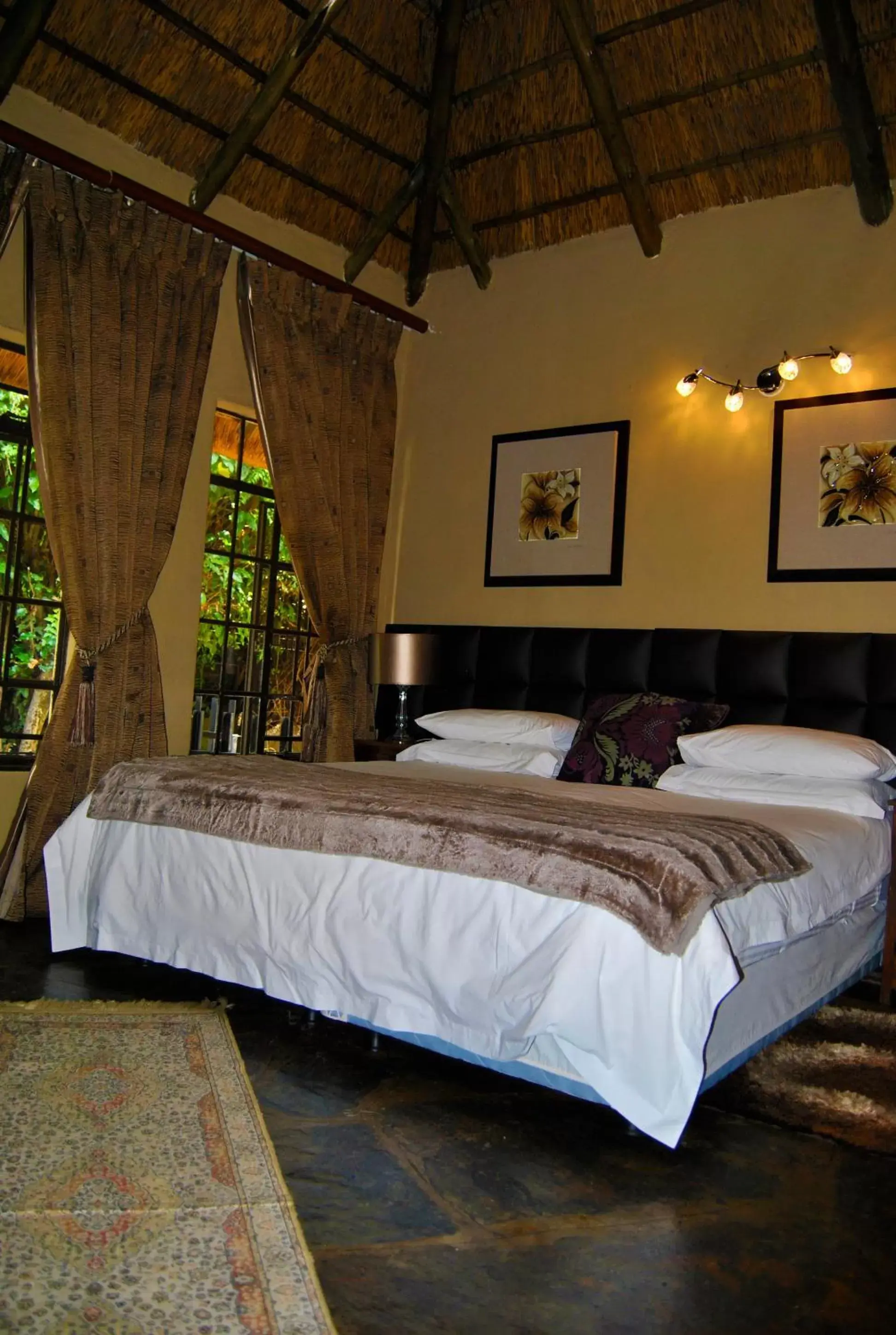 Double or Twin Room with Garden View - single occupancy in Birch Tree Cottage Double or Twin Room with Garden View - single occupancy in Birch Tree Cottage