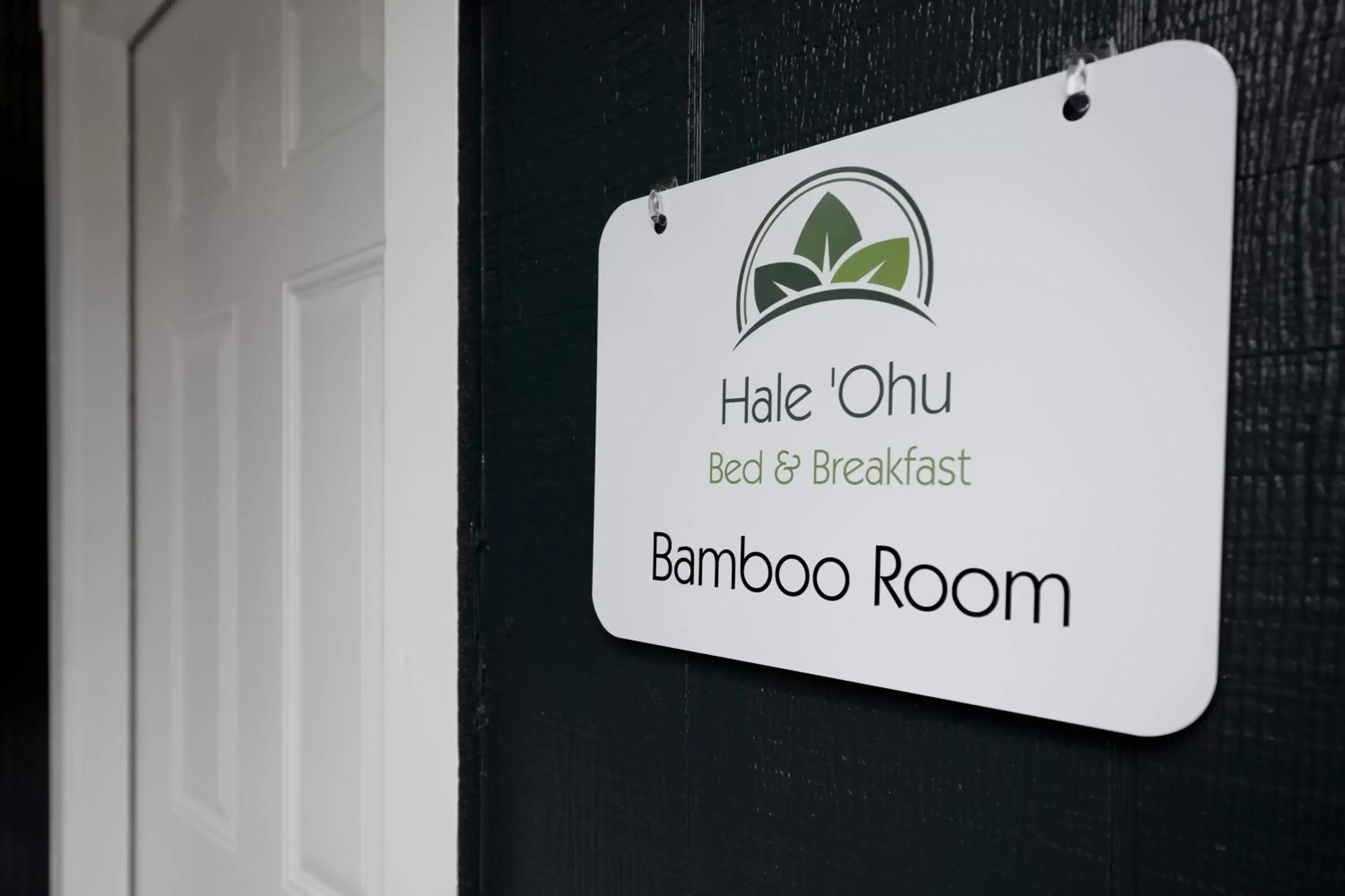 Queen Suite in Hale 'Ohu Bed & Breakfast Queen Suite in Hale 'Ohu Bed & Breakfast