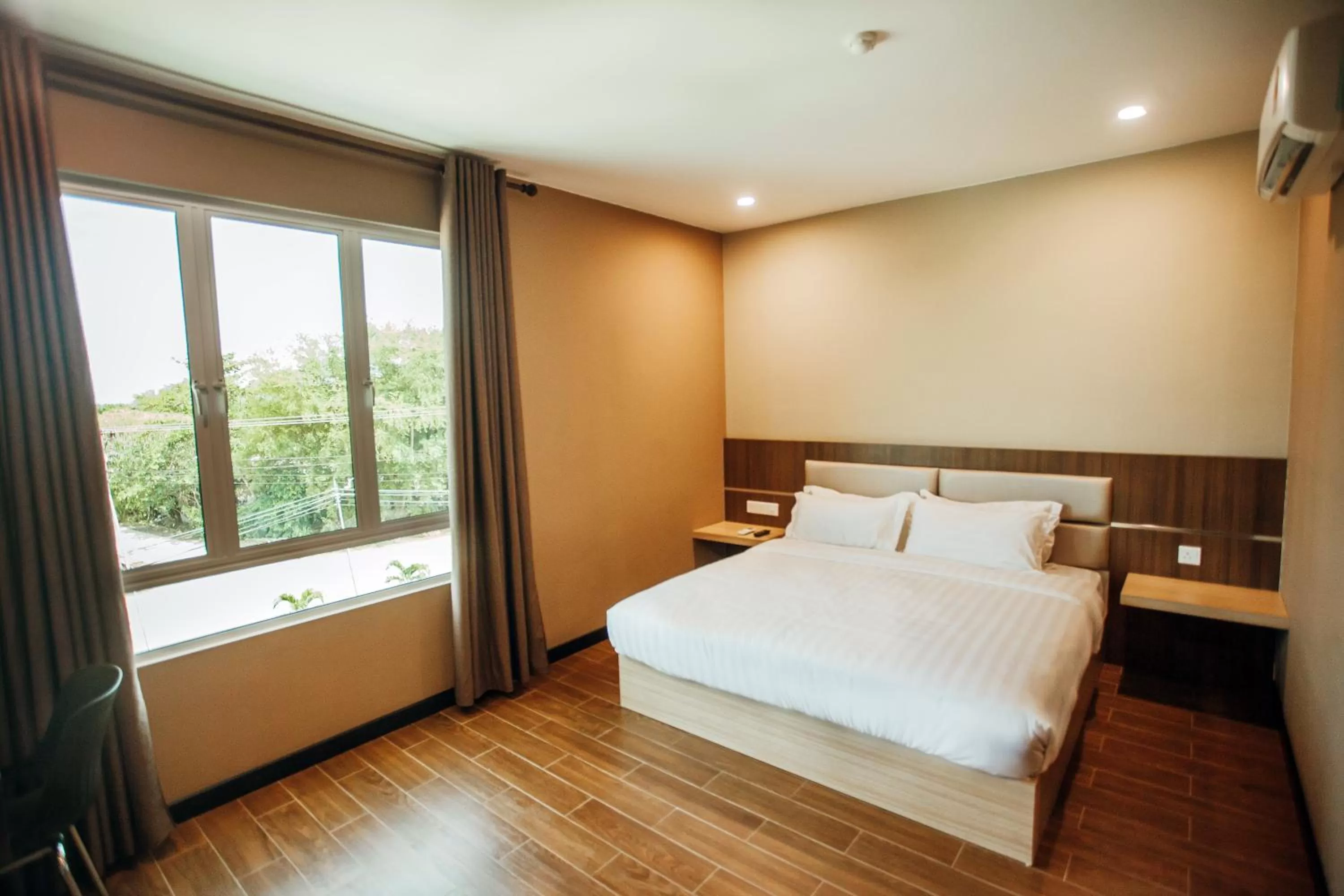 Bedroom in Friendly Hotel