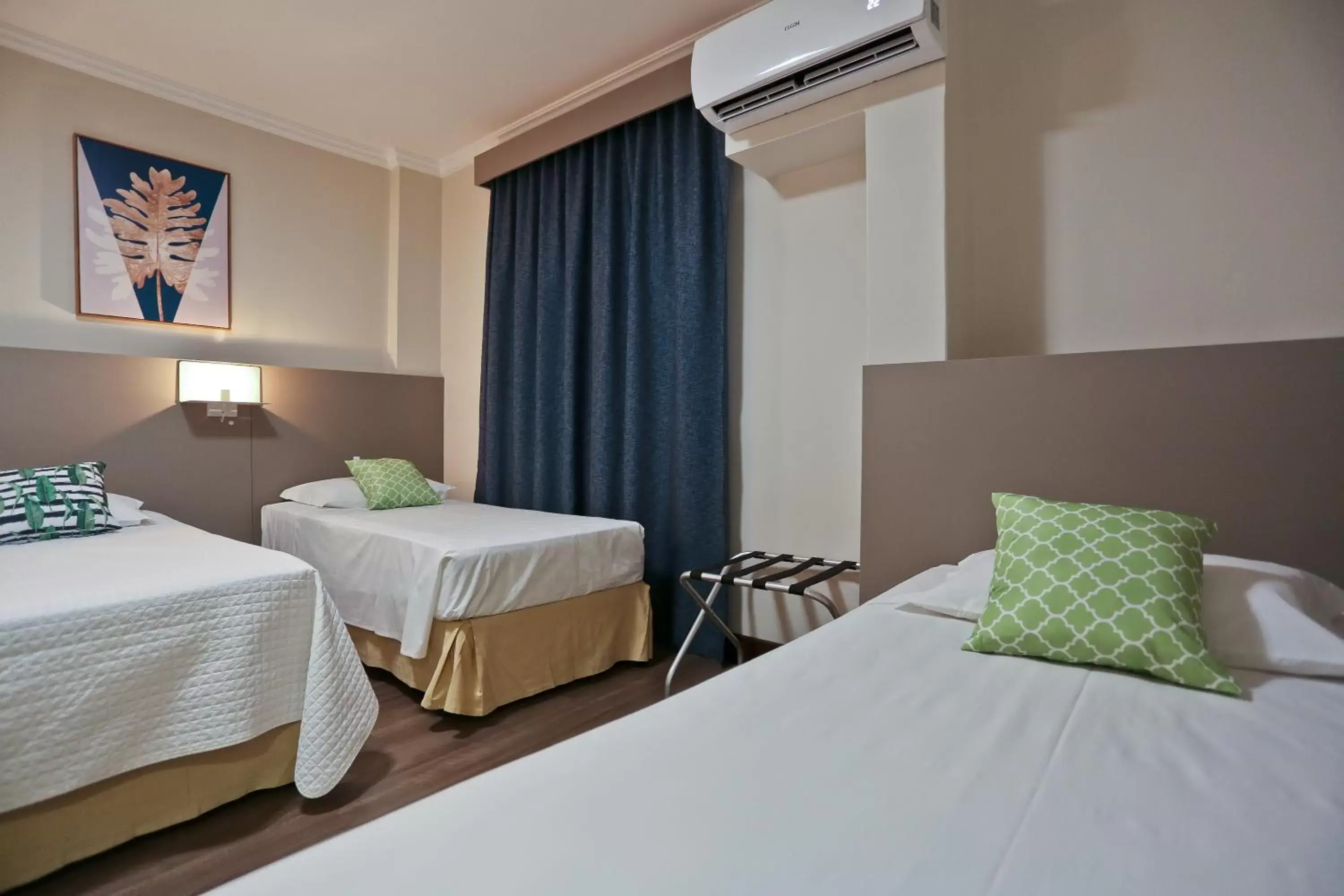 Bedroom, Bed in Sandri City Hotel