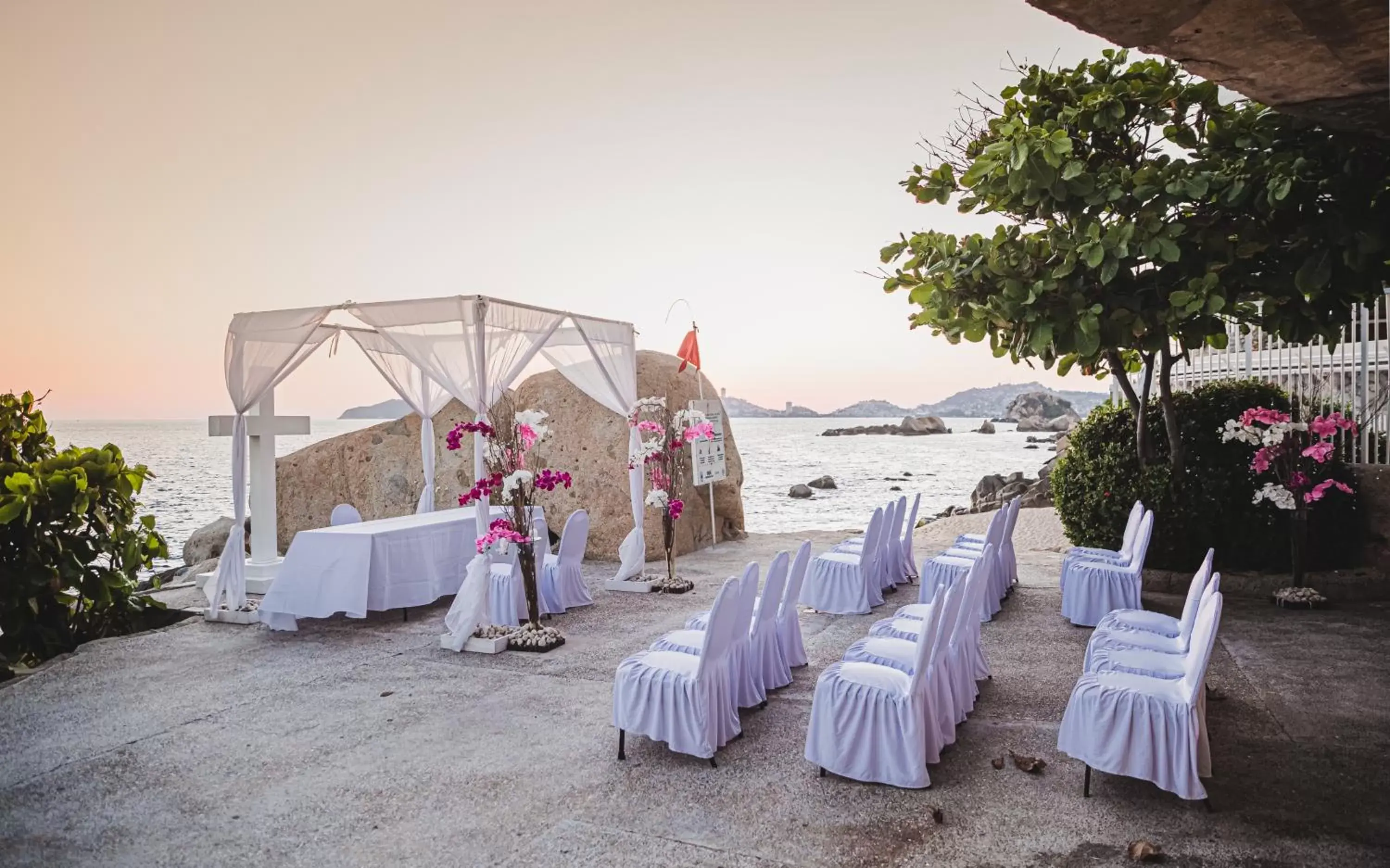 Banquet Facilities in Holiday Inn Resort Acapulco, an IHG Hotel