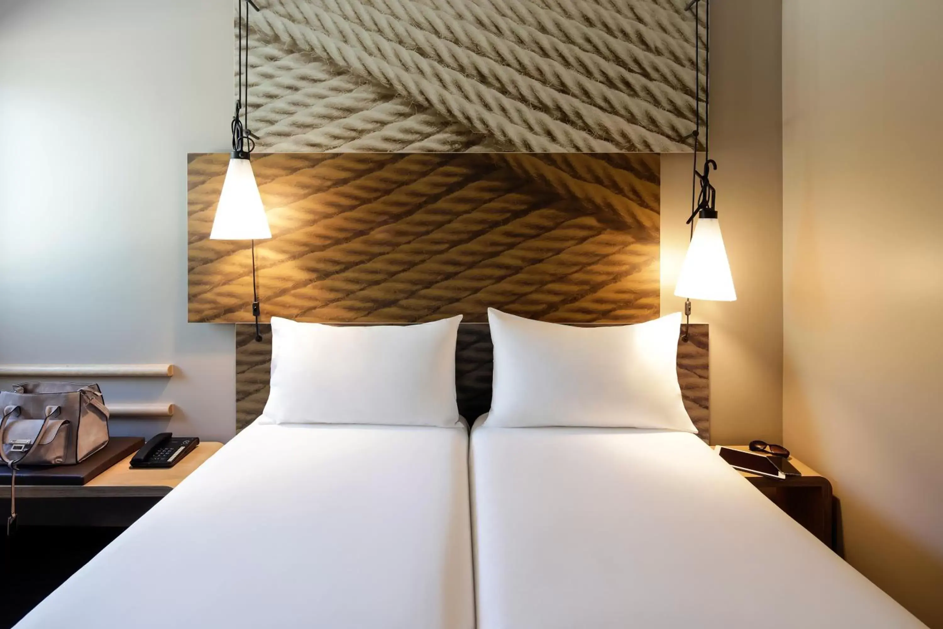 Decorative detail, Bed in Hotel ibis Lisboa Liberdade